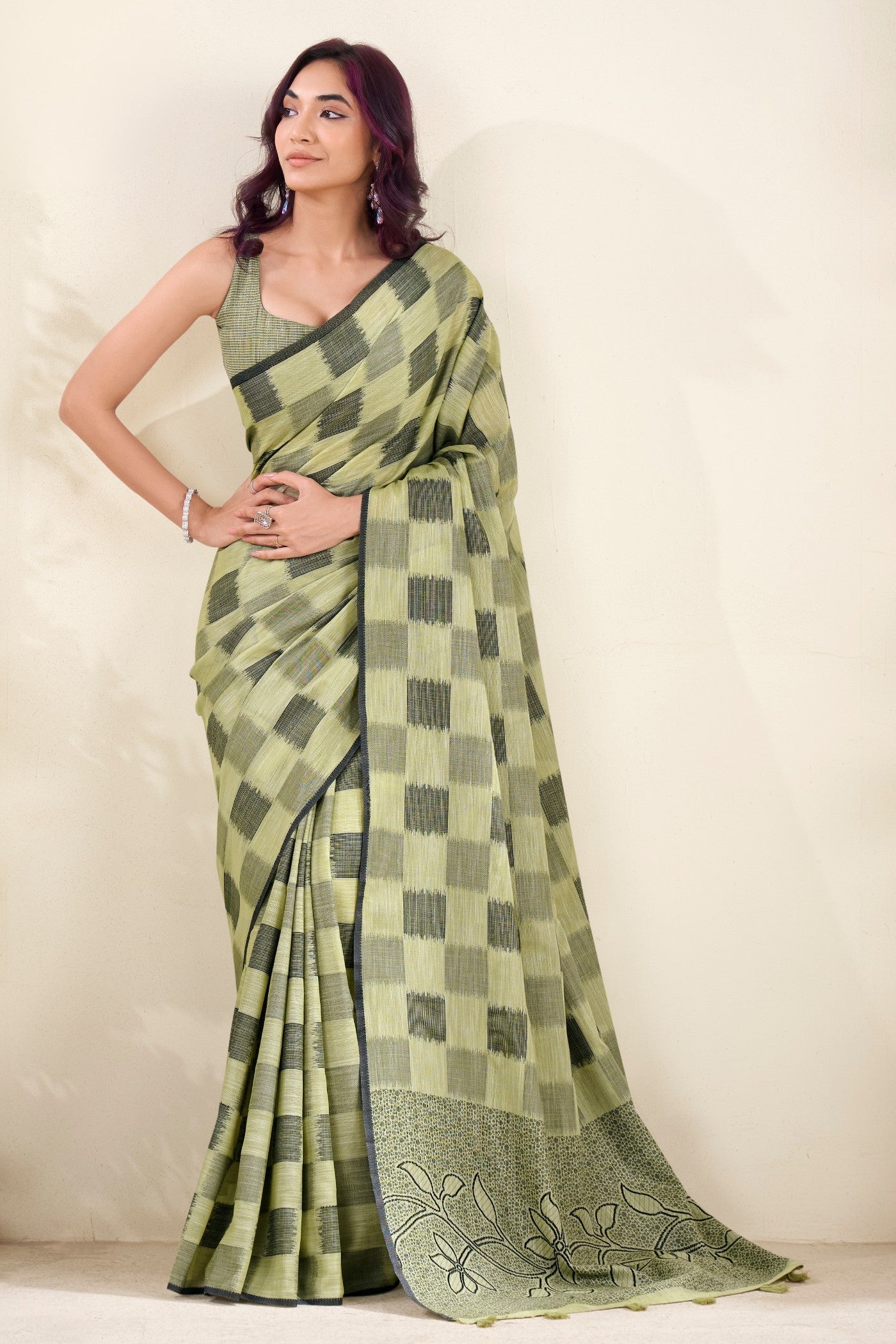 Buy MySilkLove Willow Green Woven Linen Saree Online