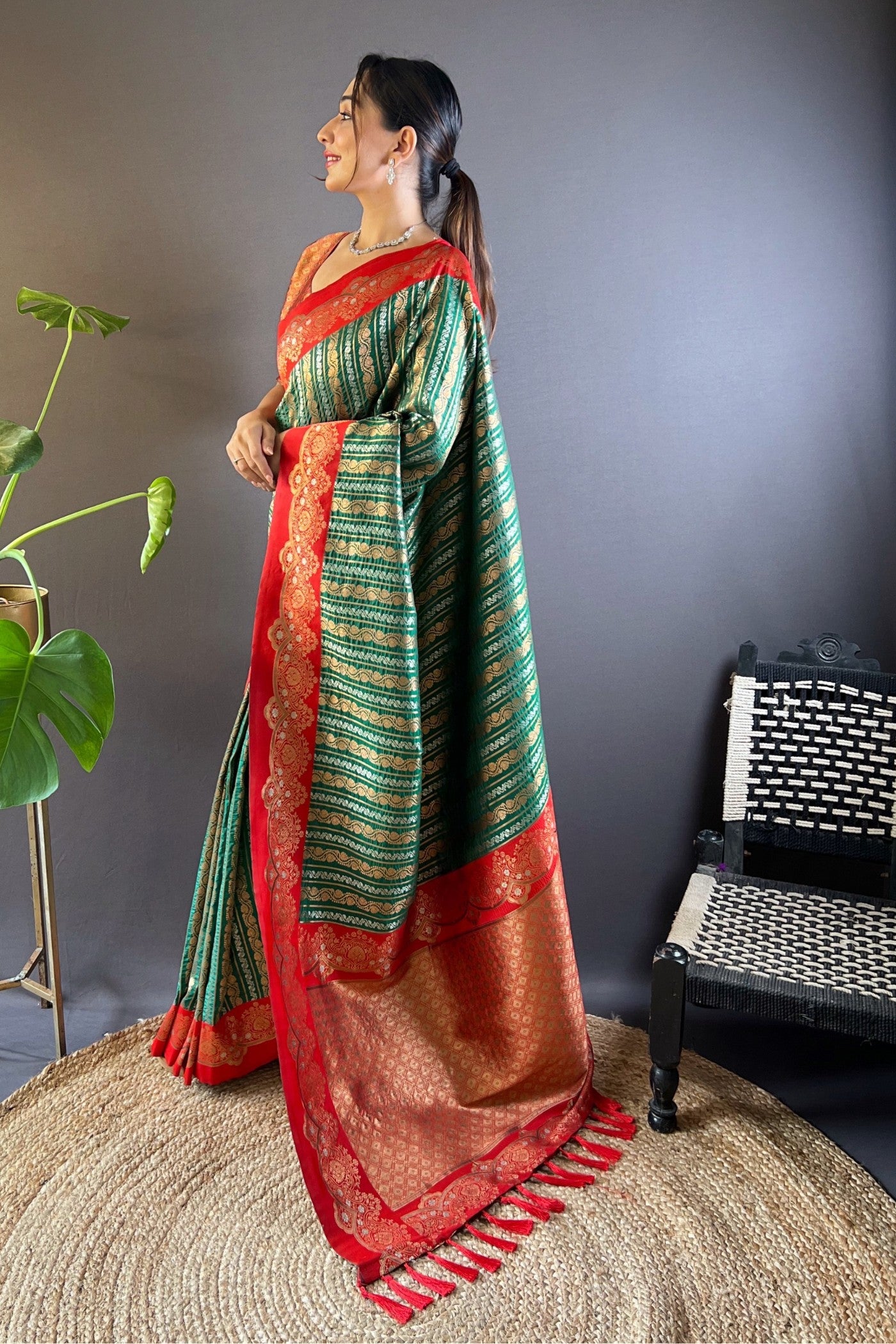 Buy MySilkLove Laurel Green Zari Woven Banarasi Saree Online