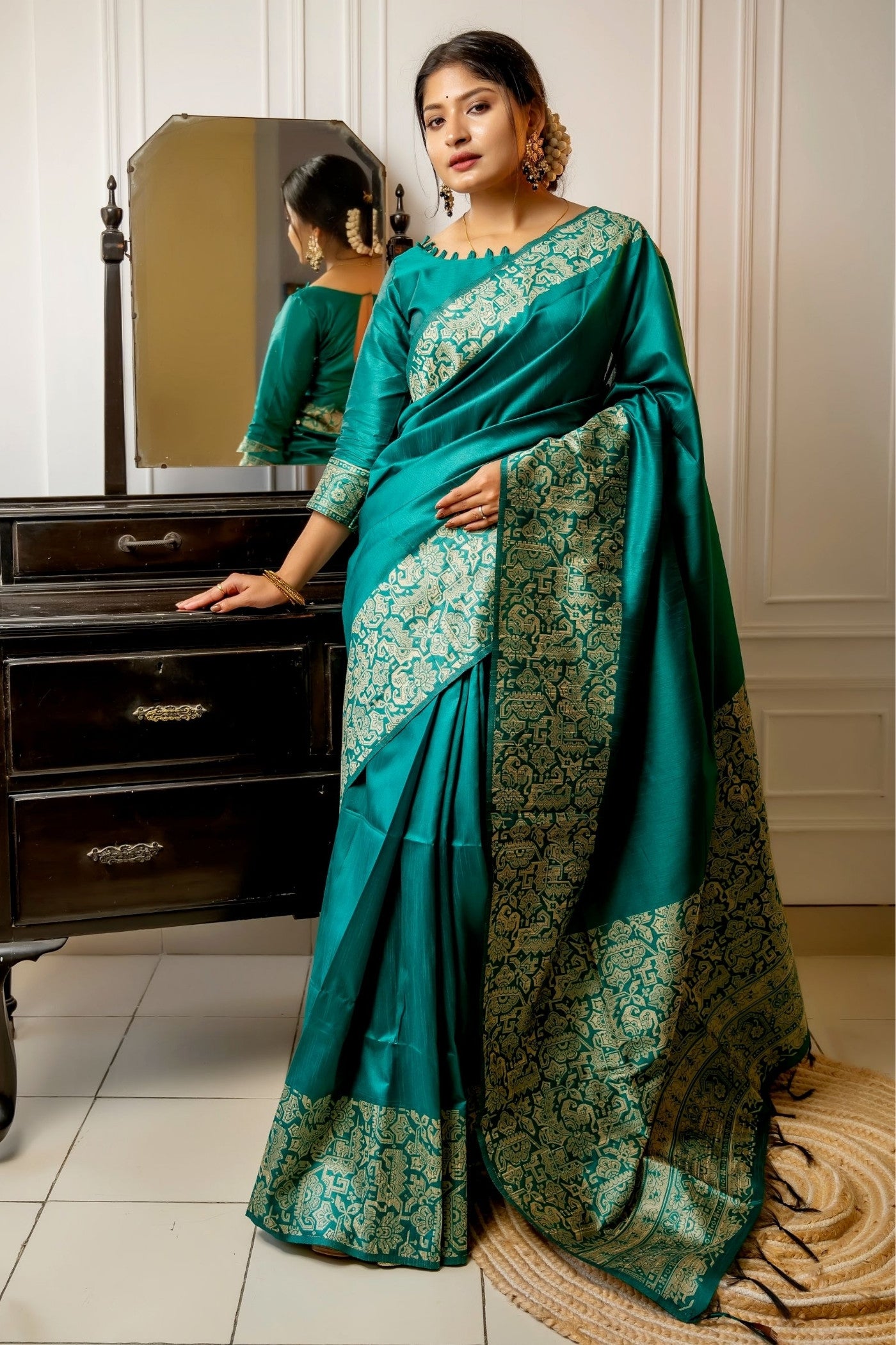 Buy MySilkLove Tiffany Blue Banarasi Handloom Raw Silk Saree Online