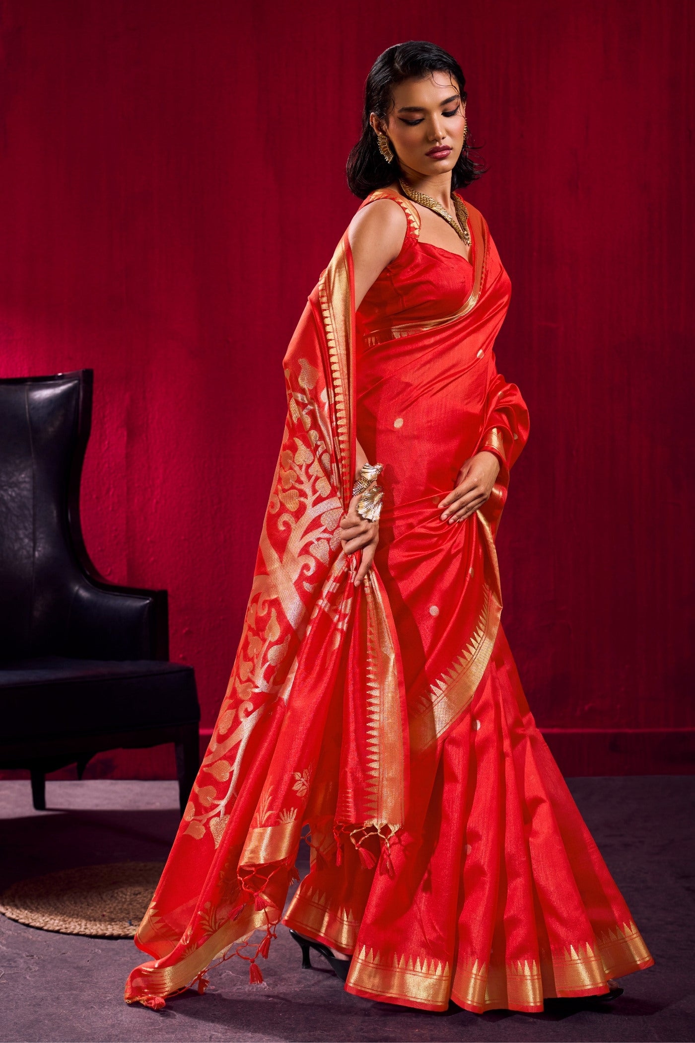 Buy MySilkLove Batorange Red Handloom Satin Linen Silk Saree Online
