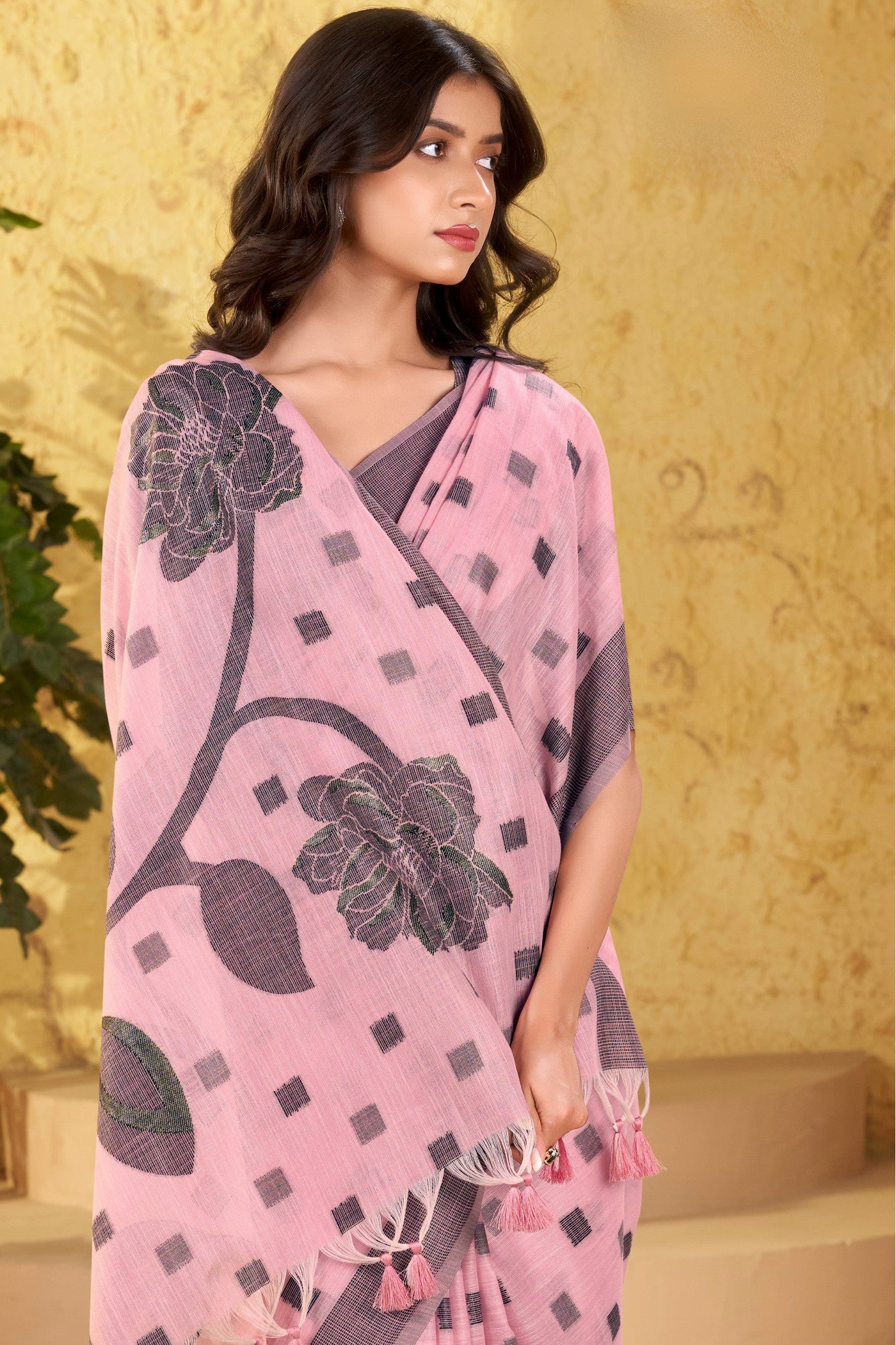 Buy MySilkLove Bush Pink Woven Linen Saree Online
