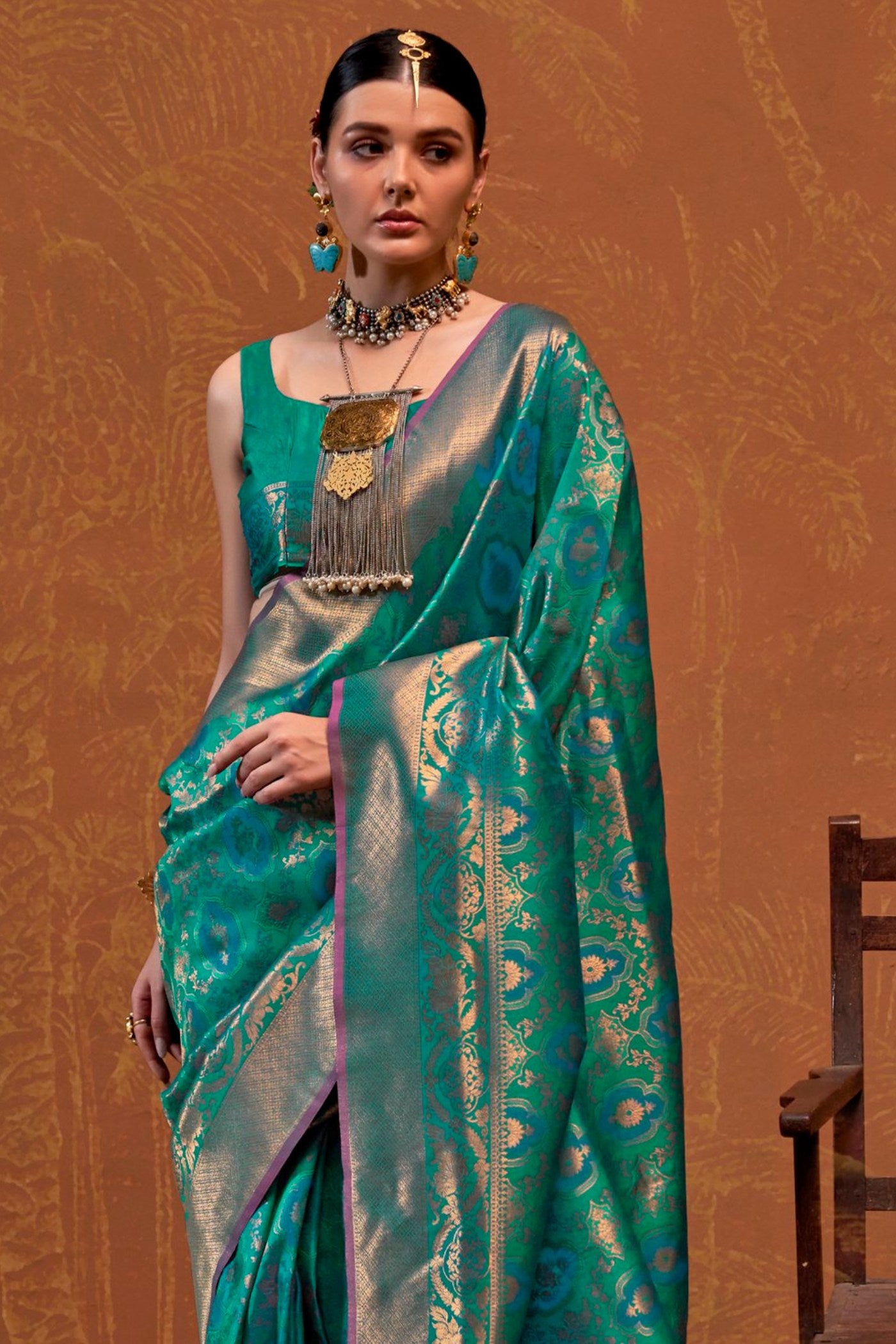 Buy MySilkLove Paradiso Green Kanjivaram Handloom Saree Online