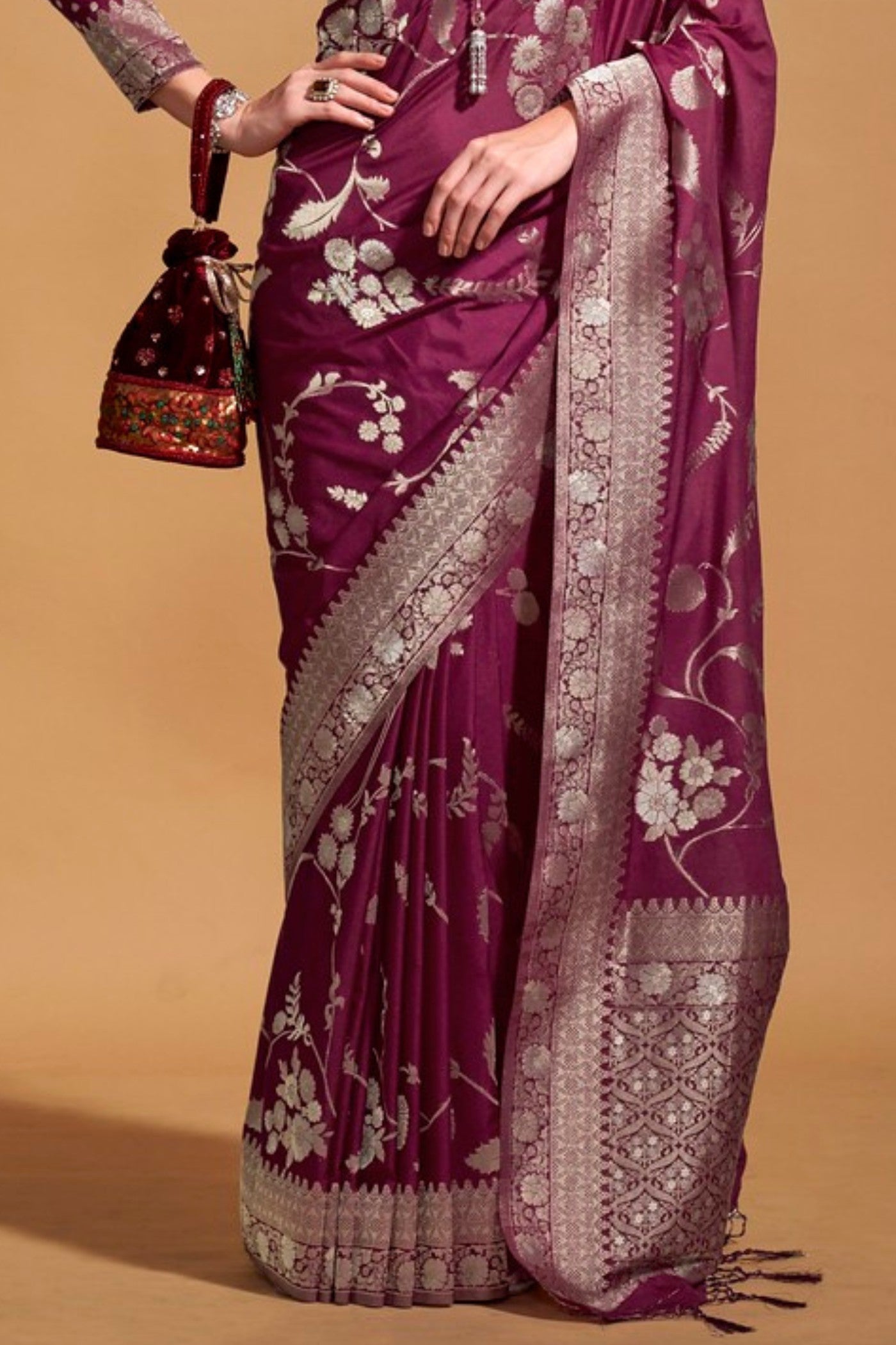 Buy MySilkLove Camelot Purple Georgette Handloom Saree Online