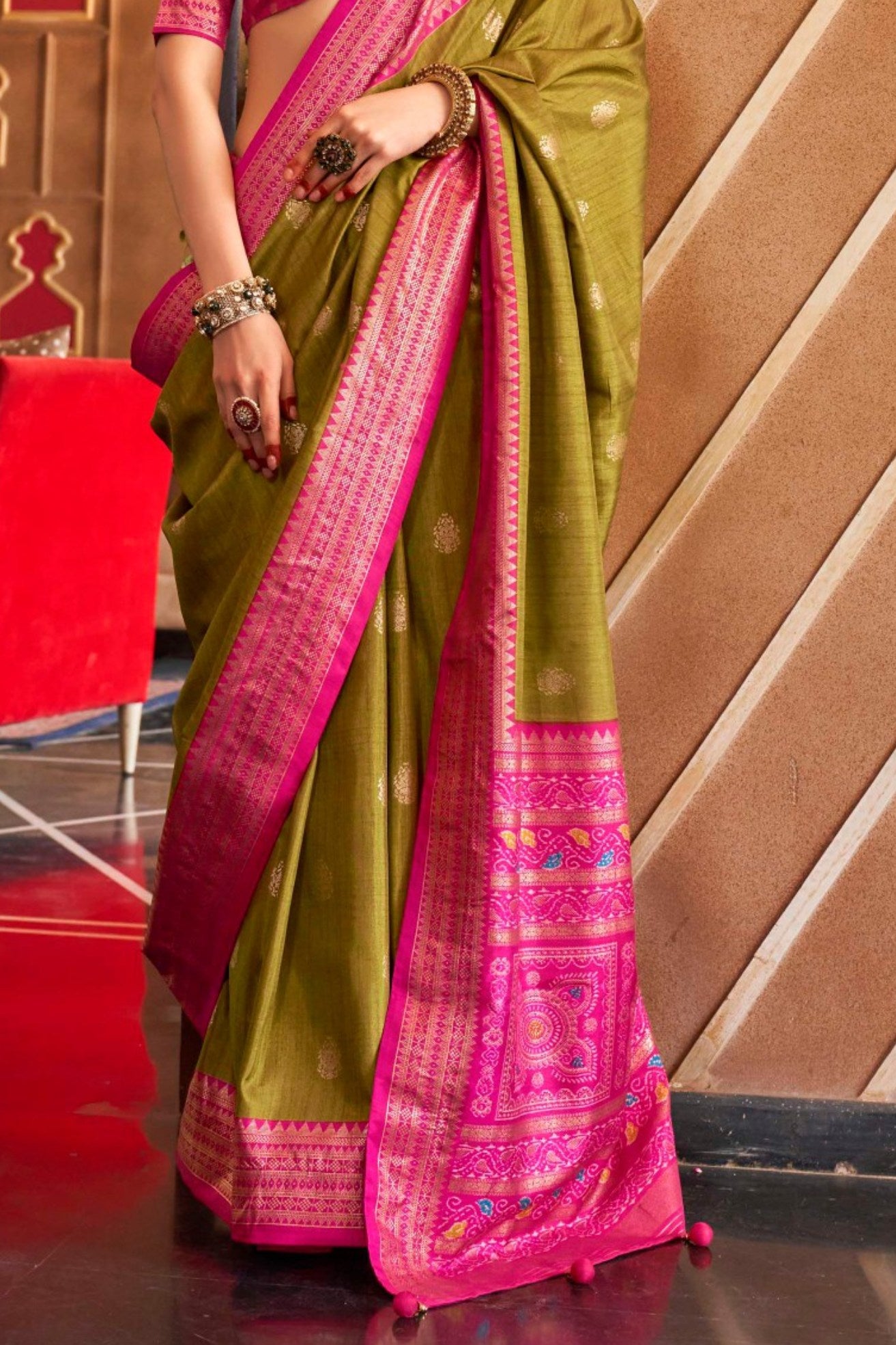 Buy MySilkLove Christi Green Printed Patola Saree Online