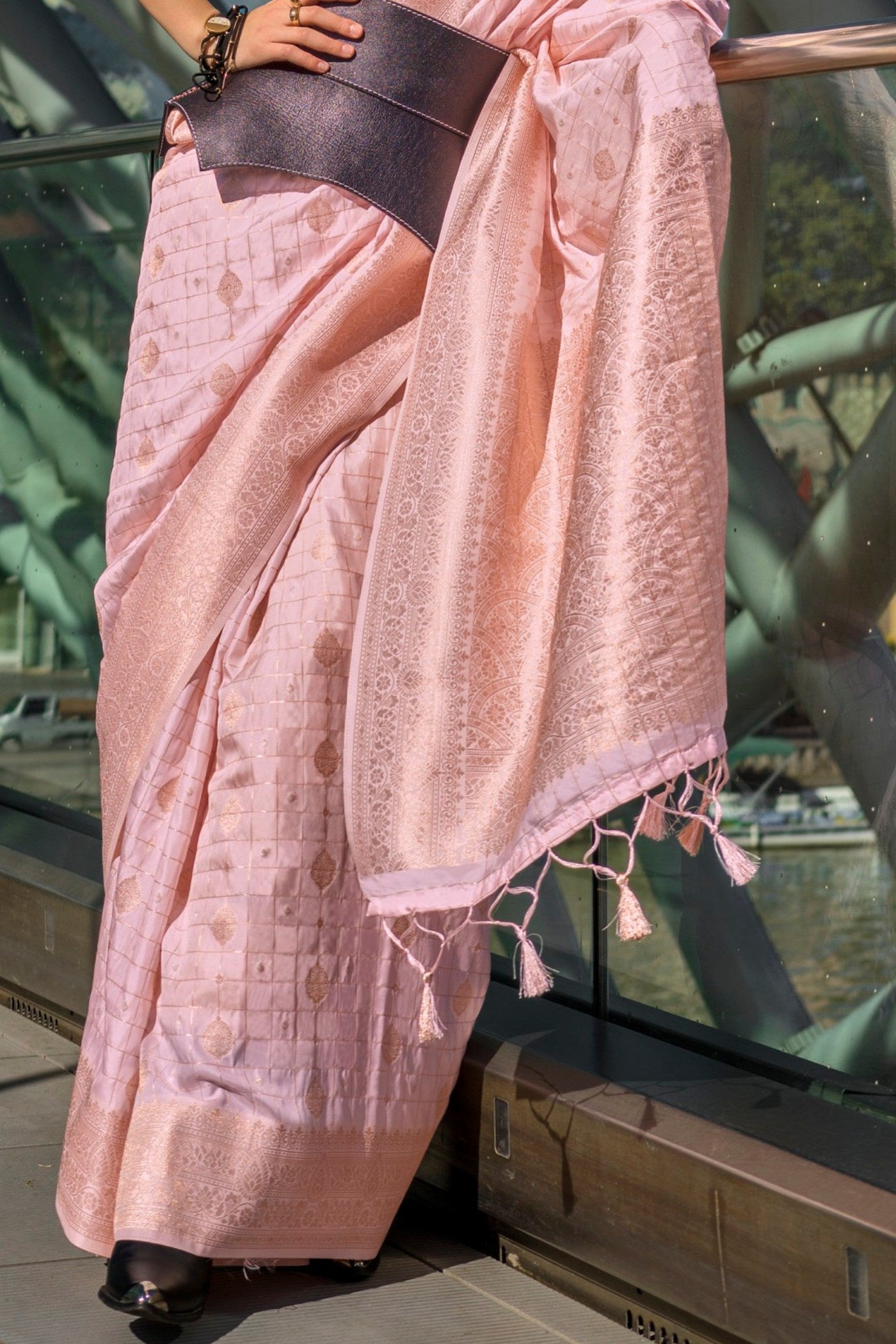 Buy MySilkLove Melon Pink Banarasi Handloom Saree Online