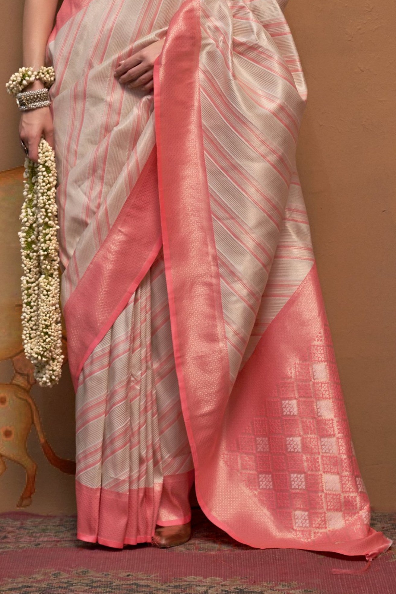 Buy MySilkLove Givry Peach Banarasi Handloom Saree Online