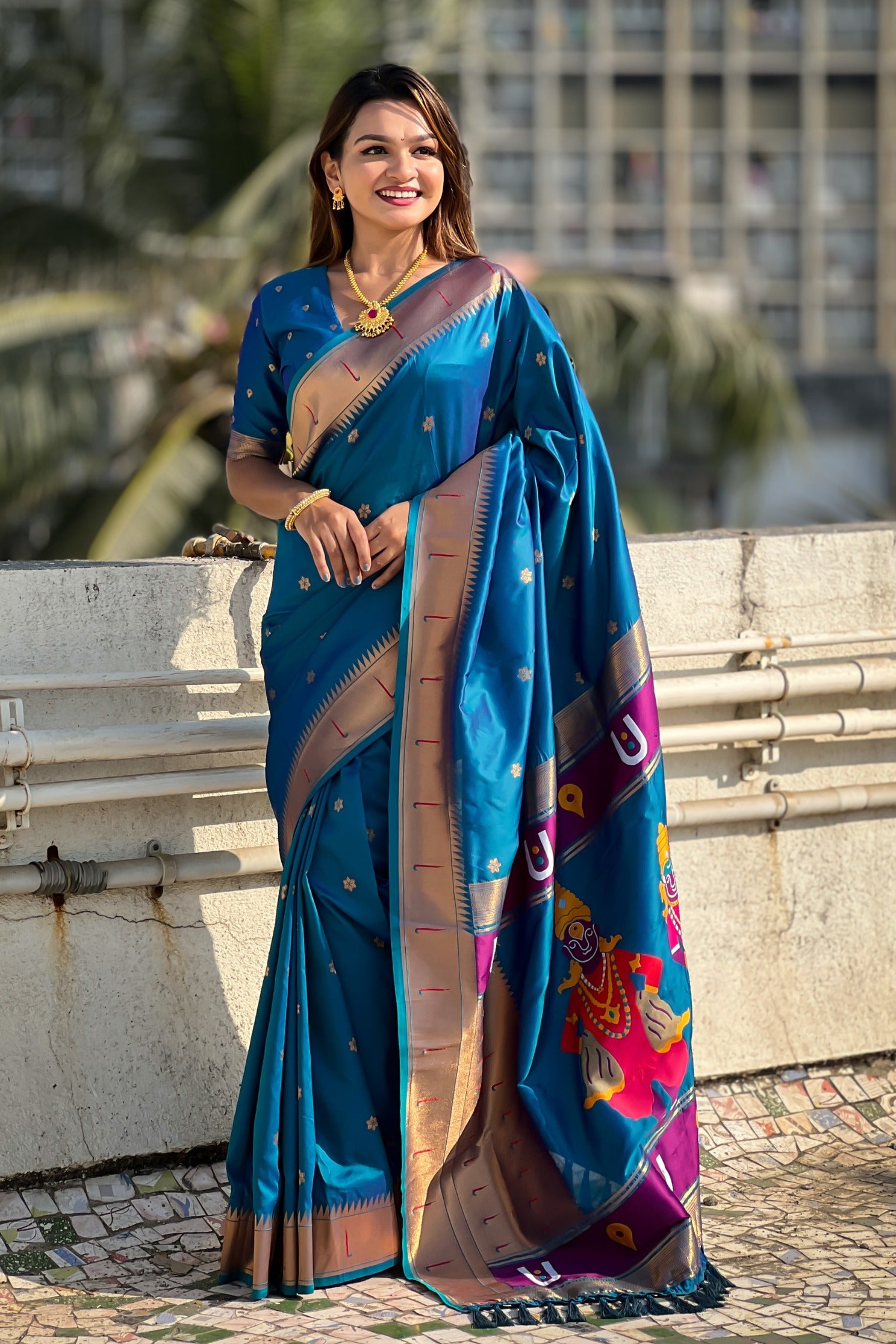 Buy MySilkLove Royal Blue Woven Paithani Saree Online