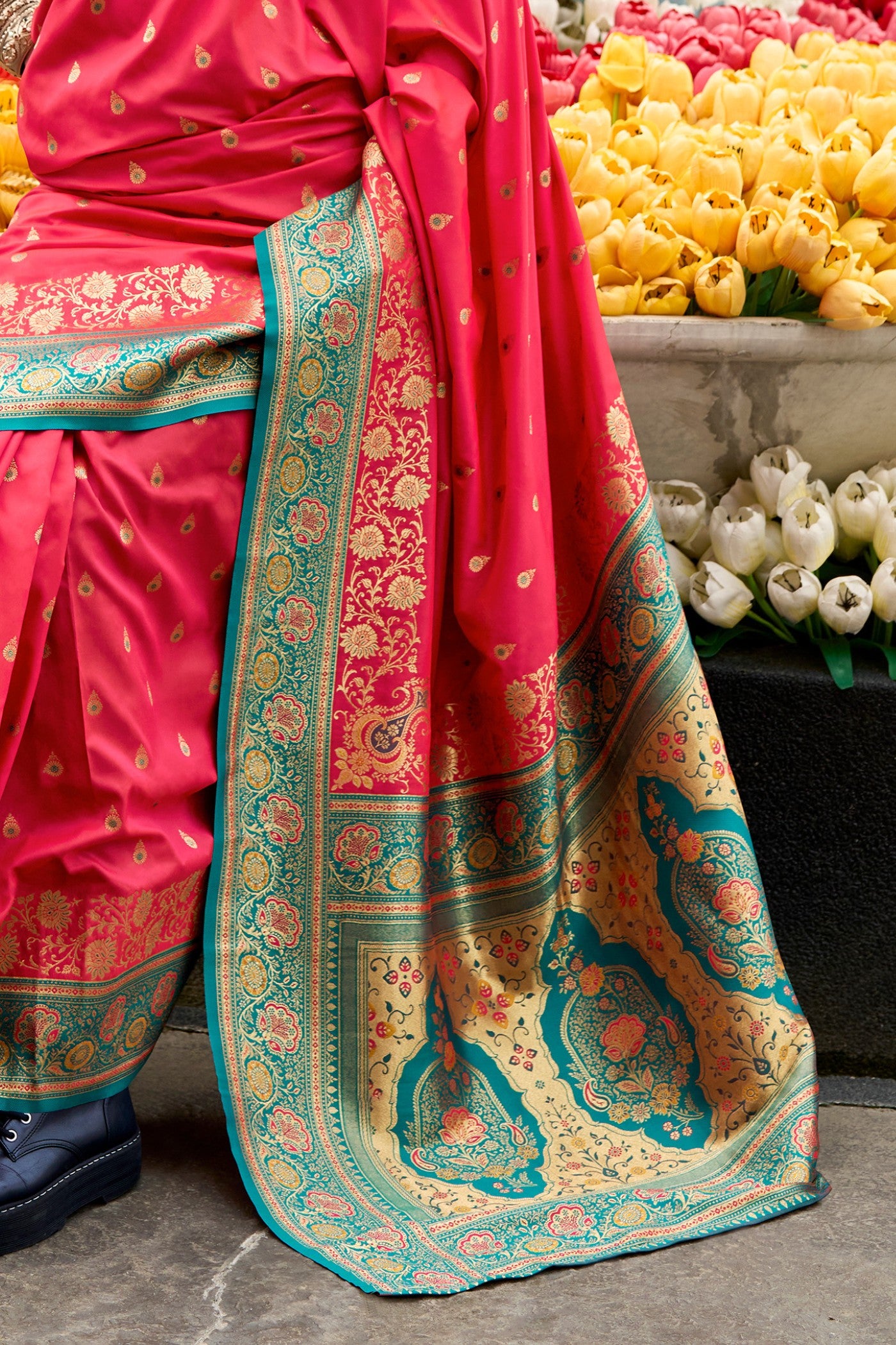 Buy MySilkLove Cherry Pink Woven Banarasi Saree Online