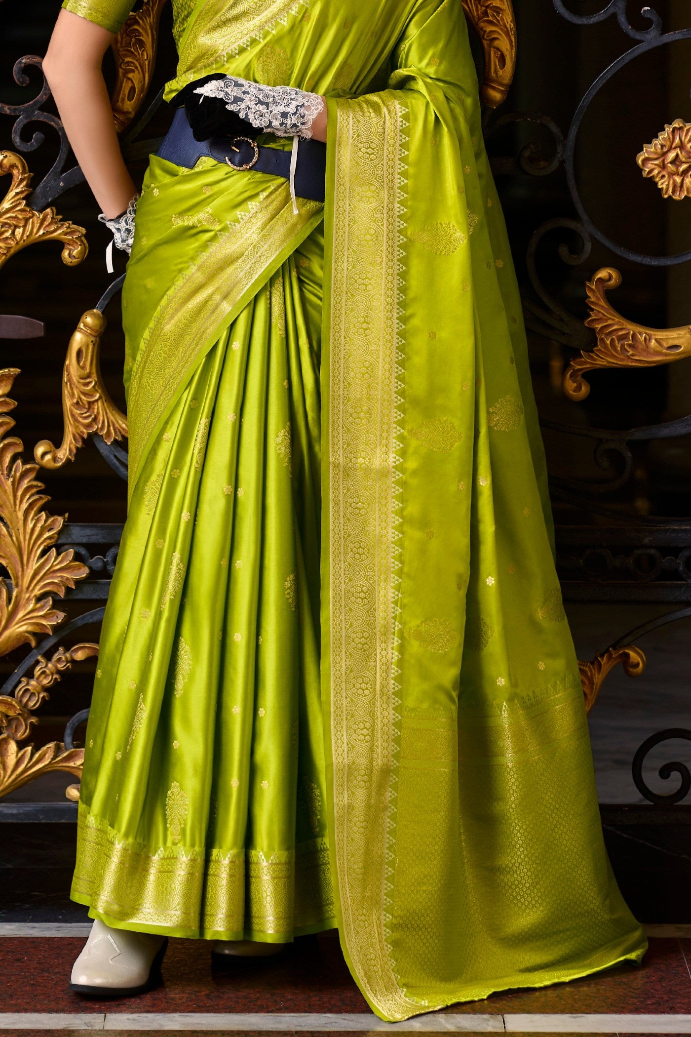 Buy MySilkLove Sahara Green Handloom Satin Banarasi Saree Online