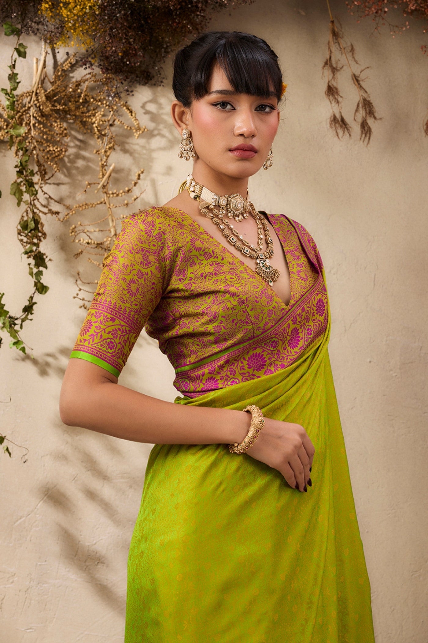Buy MySilkLove Volt Green Woven Tanchoi Kanjivaram Saree Online