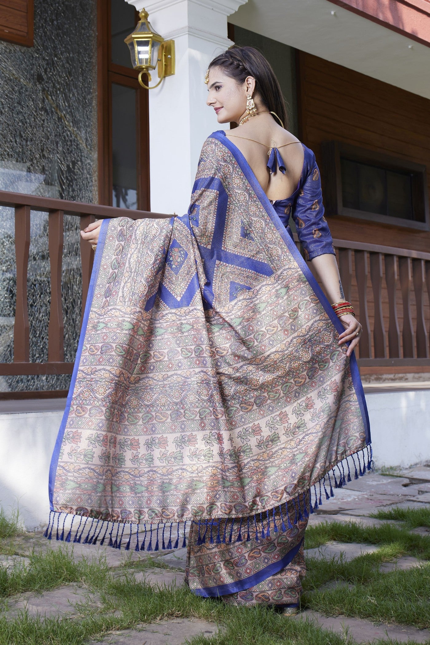 Buy MySilkLove Piction Blue Banarasi Digital Printed Saree Online