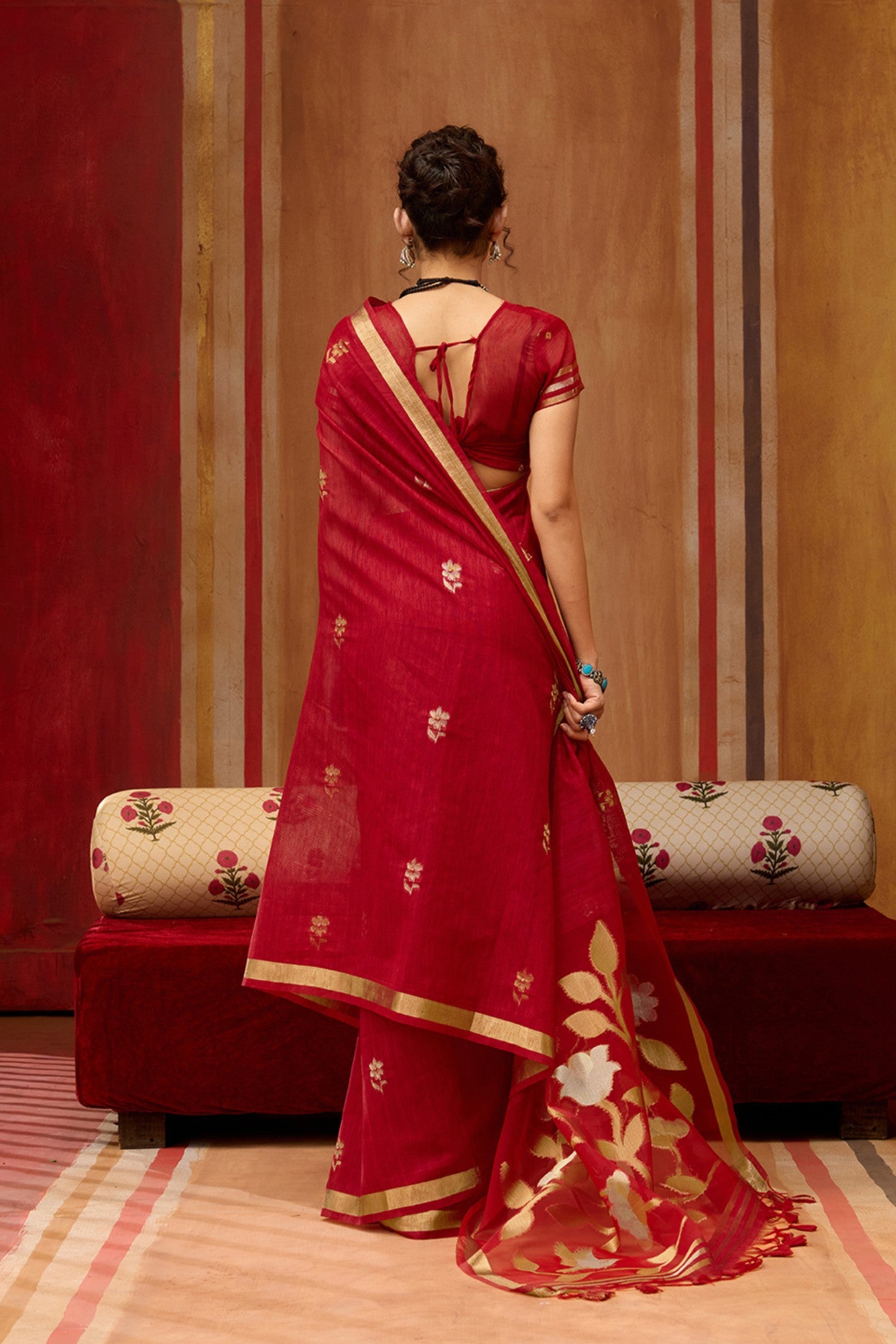 Buy MySilkLove Tomato Red Handloom Munga Cotton Saree Online