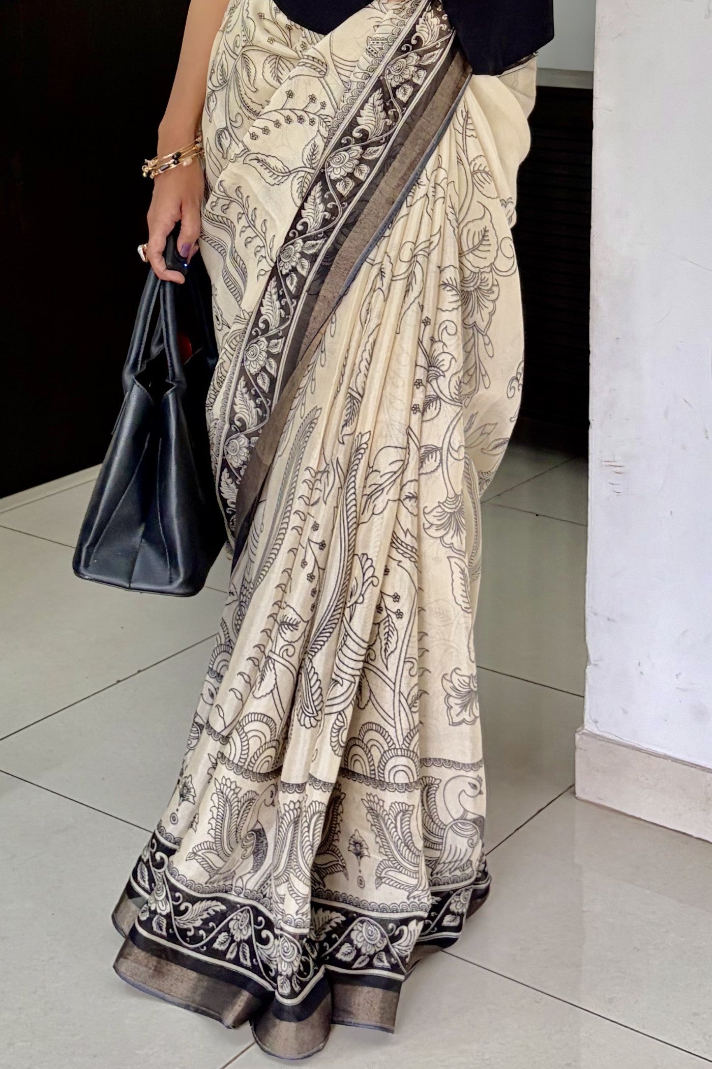 Buy MySilkLove Indowestern Style Black and Cream Mul Cotton Kalamkari Saree Online