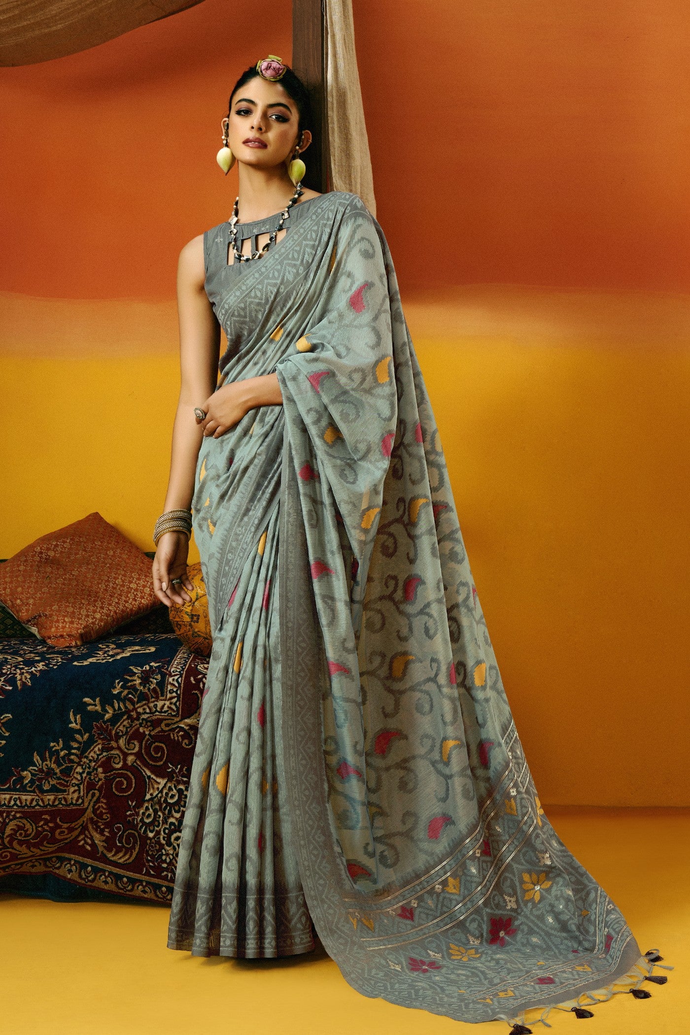 Buy MySilkLove Smokey Green Handloom Jamdani Saree Online