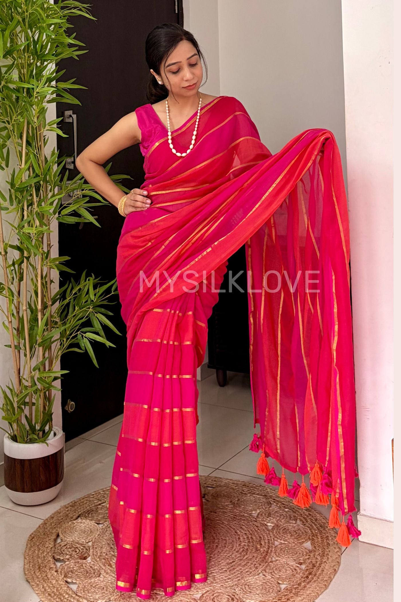 Buy MySilkLove Barn Red Pure Mul Mul Cotton Zari Woven Saree Online