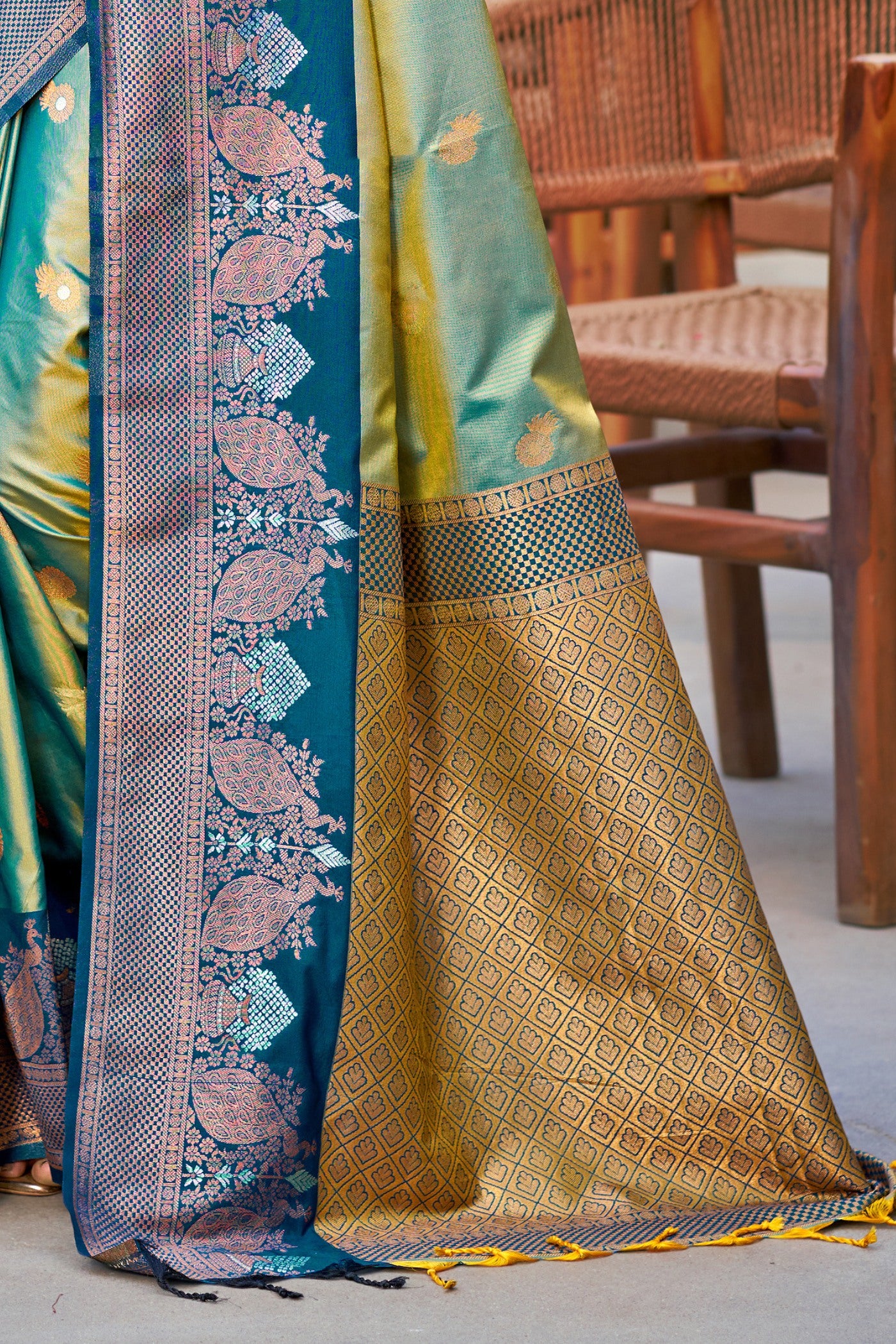 Buy MySilkLove Spring Green Woven Banarasi Saree Online