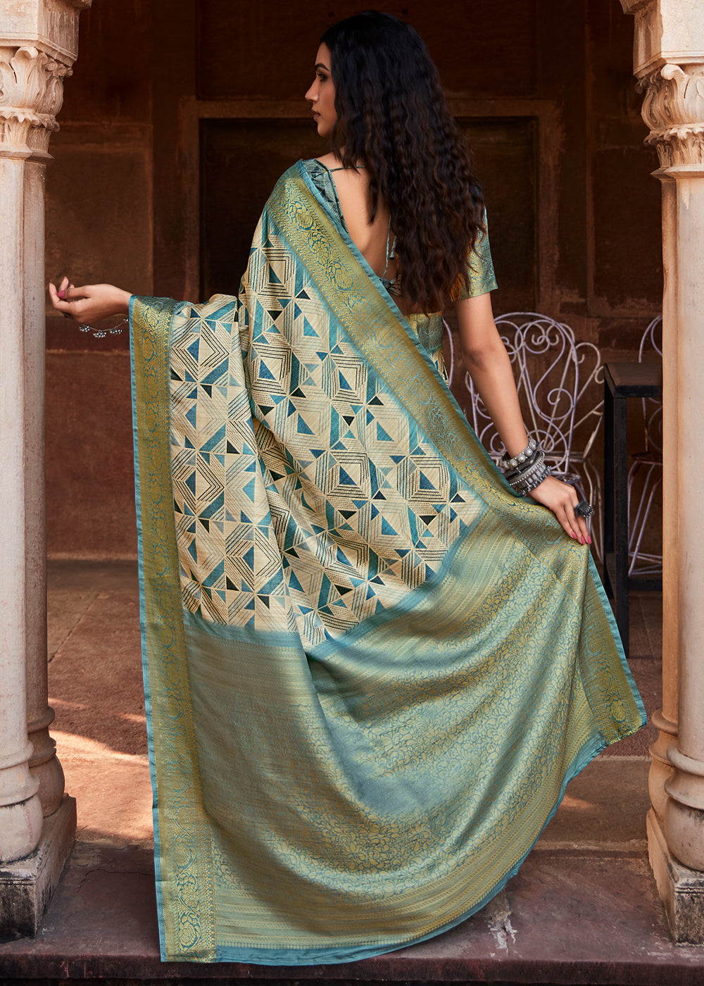 Buy MySilkLove Cutty Sark Blue Handloom Banarasi Silk Saree Online