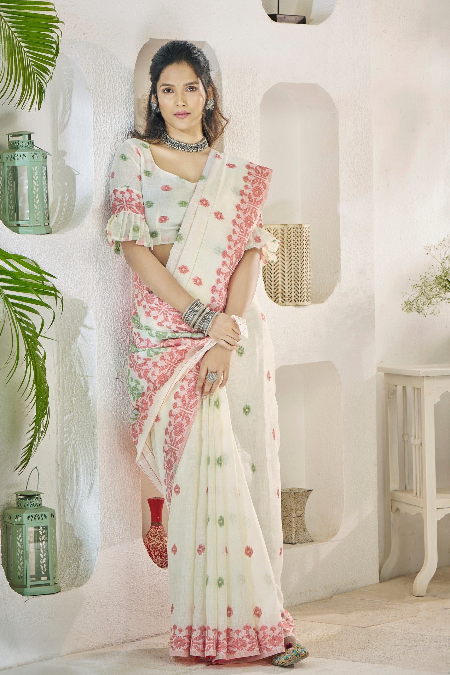 Buy MySilkLove Albescent White Woven Linen Saree Online