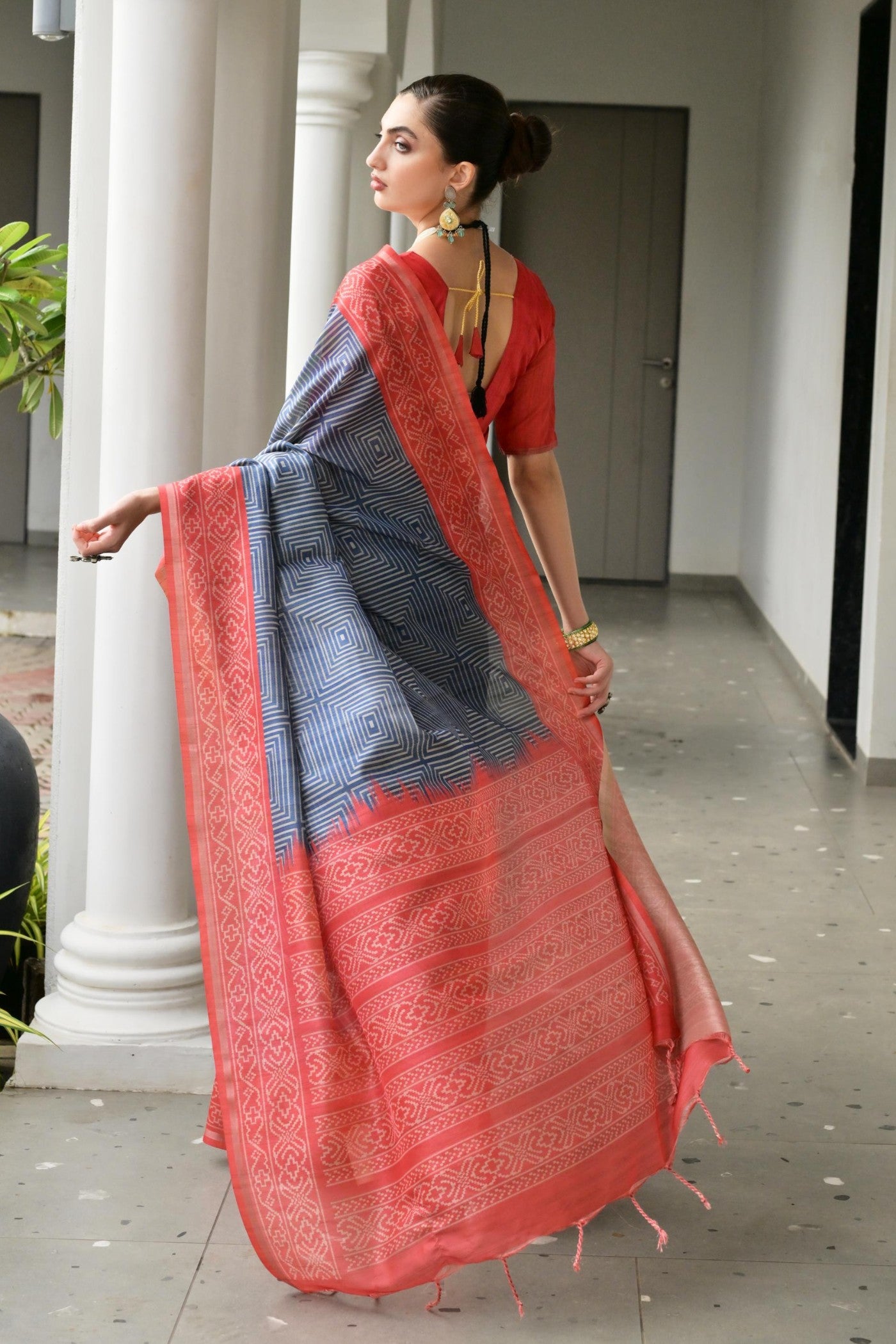 Buy MySilkLove Camouflage Grey and Red Printed Tussar Silk Saree Online