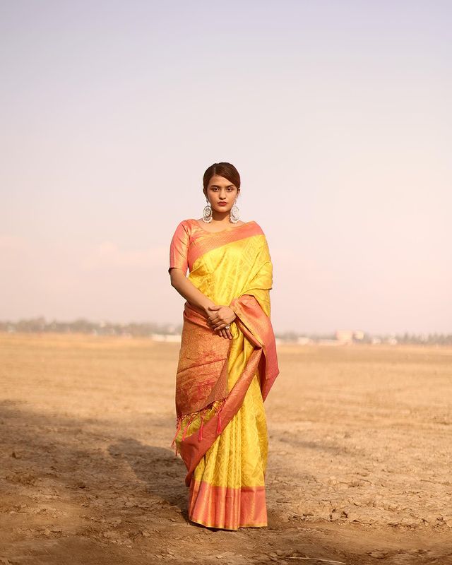 Koromiko Yellow and Pink Banarasi Woven Silk Saree