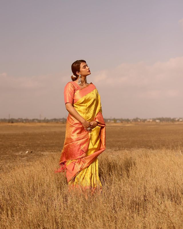 Buy MySilkLove Koromiko Yellow and Pink Banarasi Woven Silk Saree Online