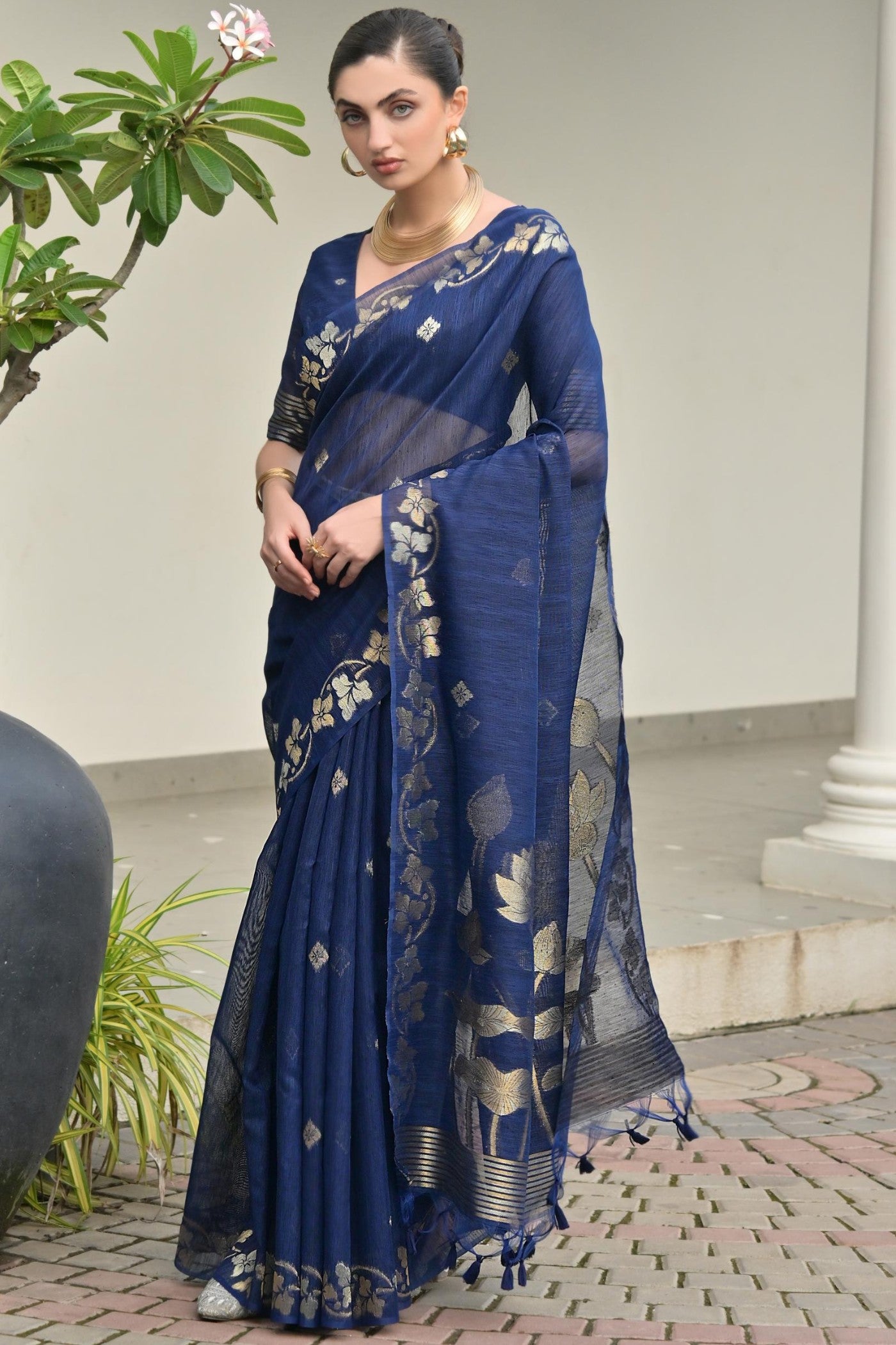 Buy MySilkLove Navy Blue Floral Linen Silk Saree Online