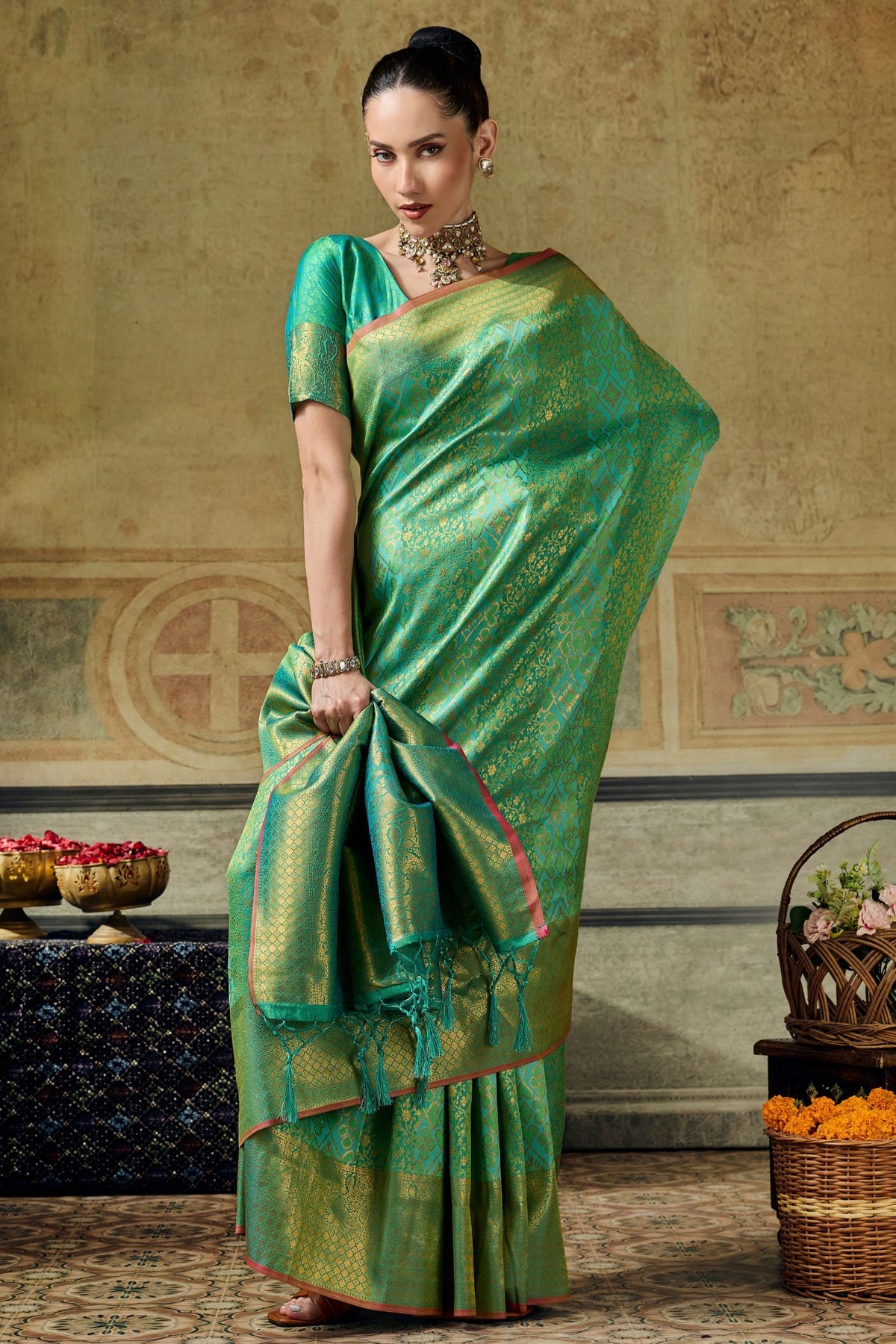 Buy MySilkLove Leaf Green Kanjivaram Handloom Saree Online