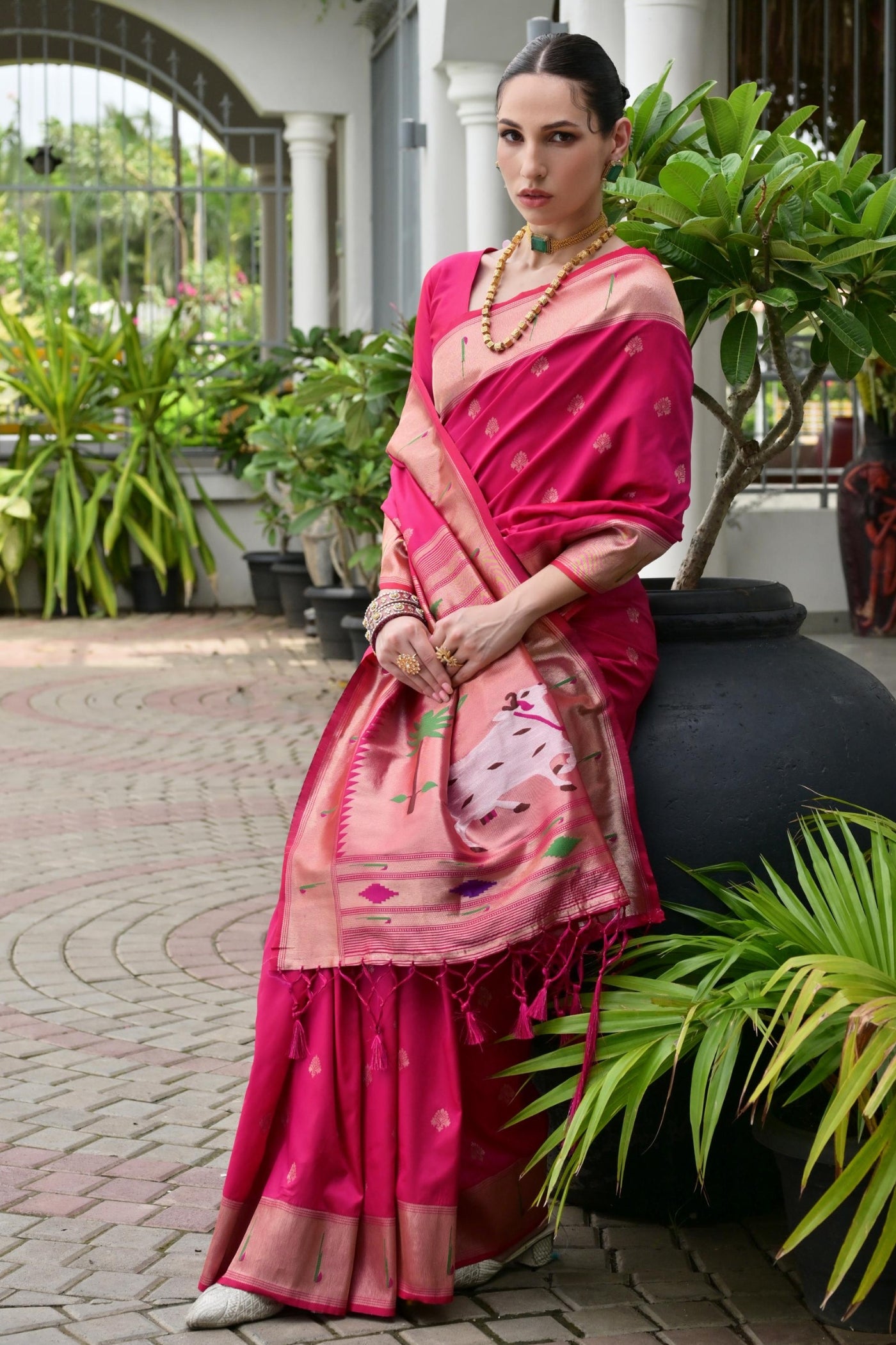Buy MySilkLove Roseberry Pink Woven Paithani Saree Online