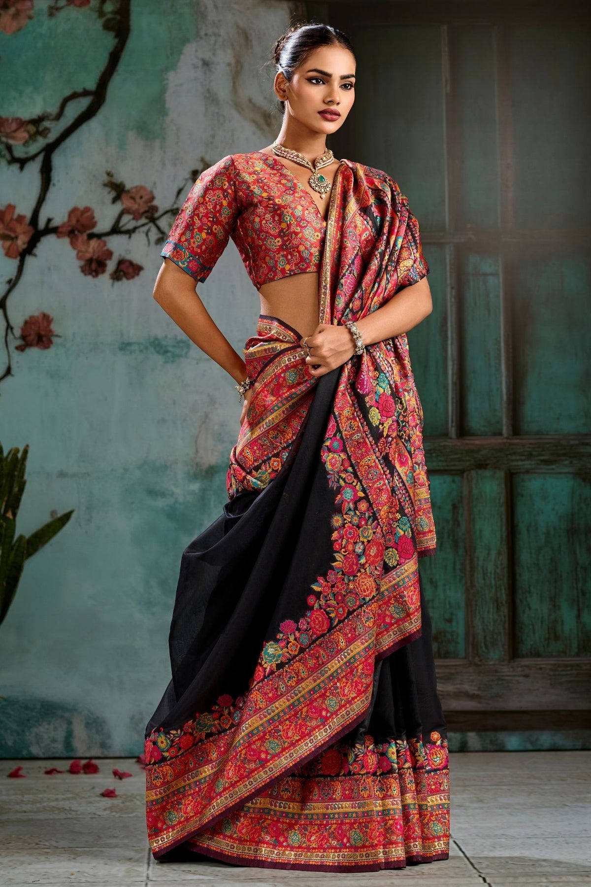 Buy MySilkLove Charcoal Black Kashmiri Handloom Jamewar Saree Online