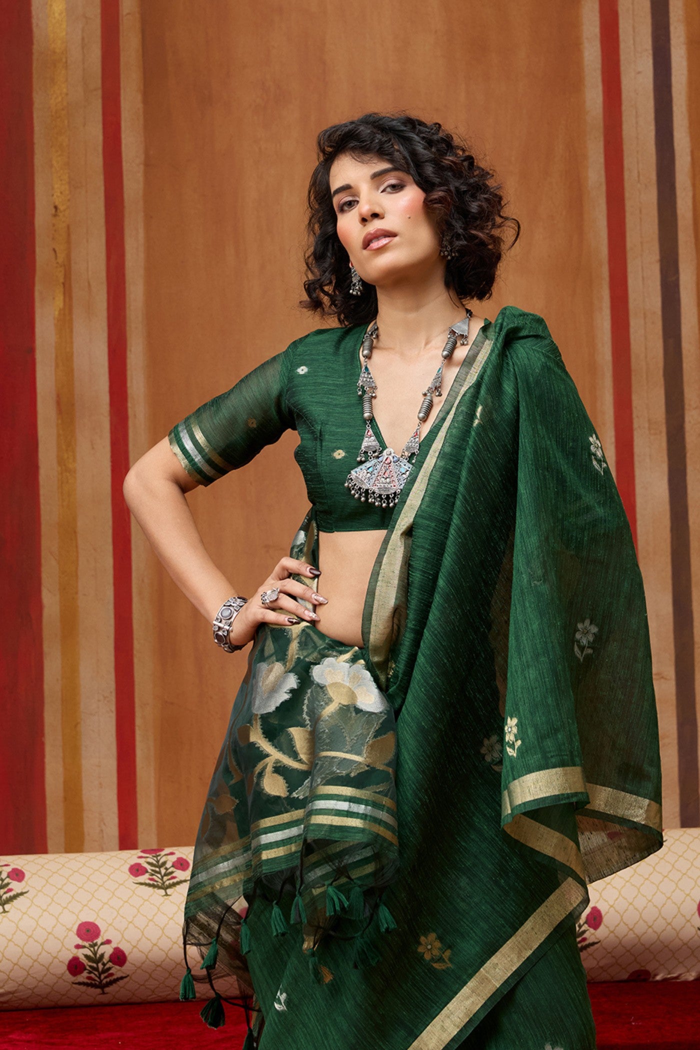 Buy MySilkLove Dark Green Handloom Munga Cotton Saree Online
