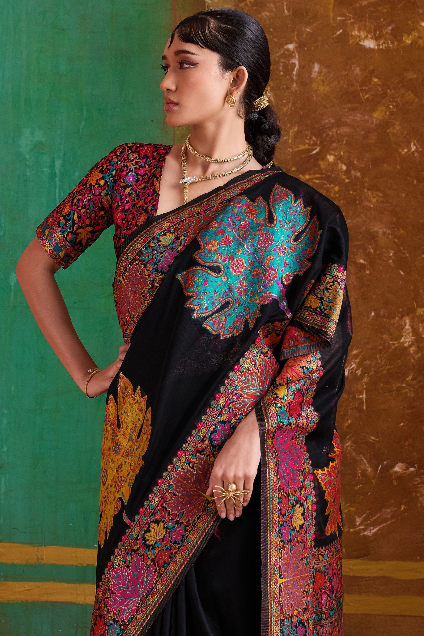 Buy MySilkLove Dusky Black Kashmiri Handloom Jamewar Saree Online