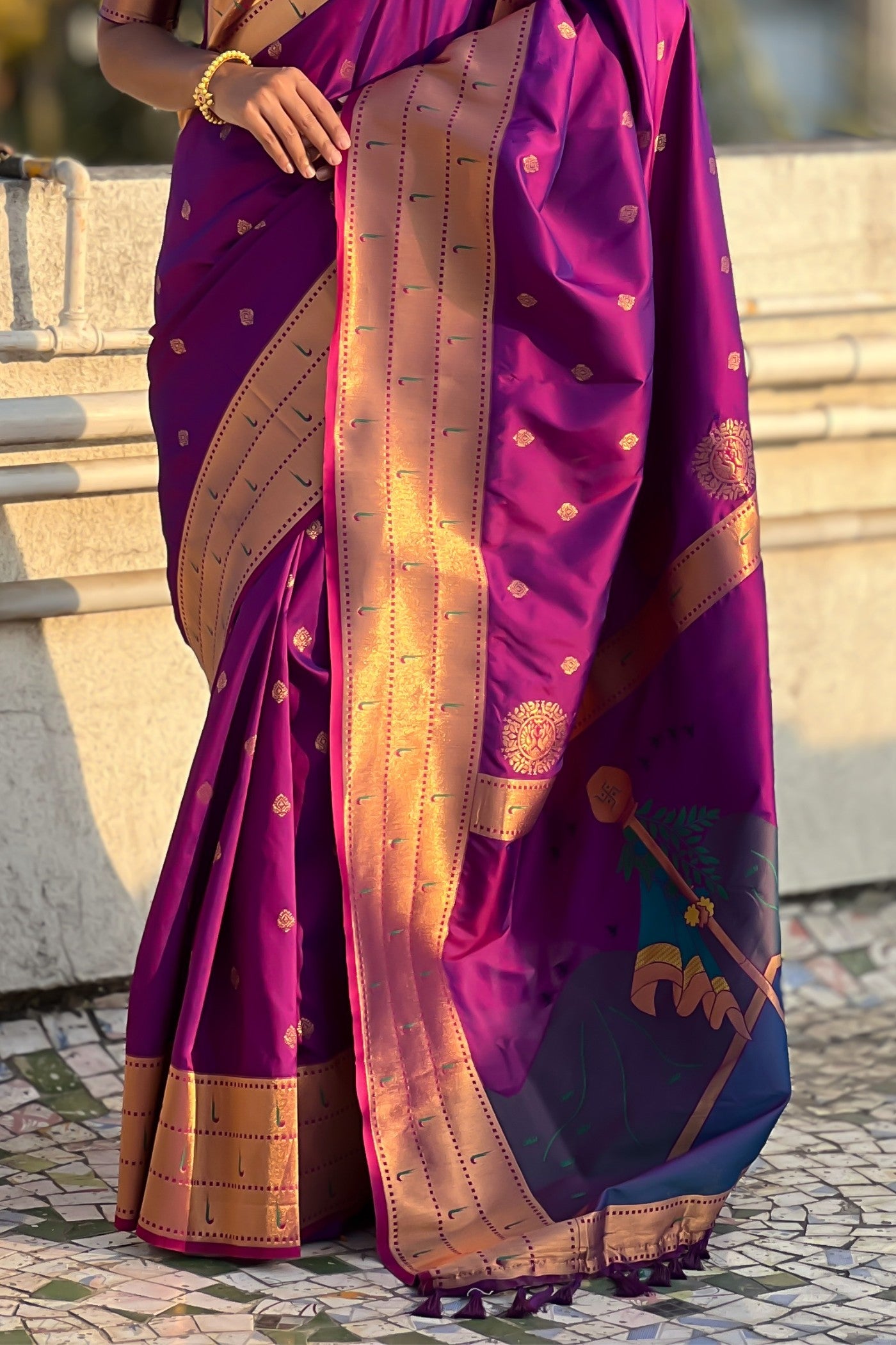 Buy MySilkLove Violet Purple Woven Paithani Saree Online