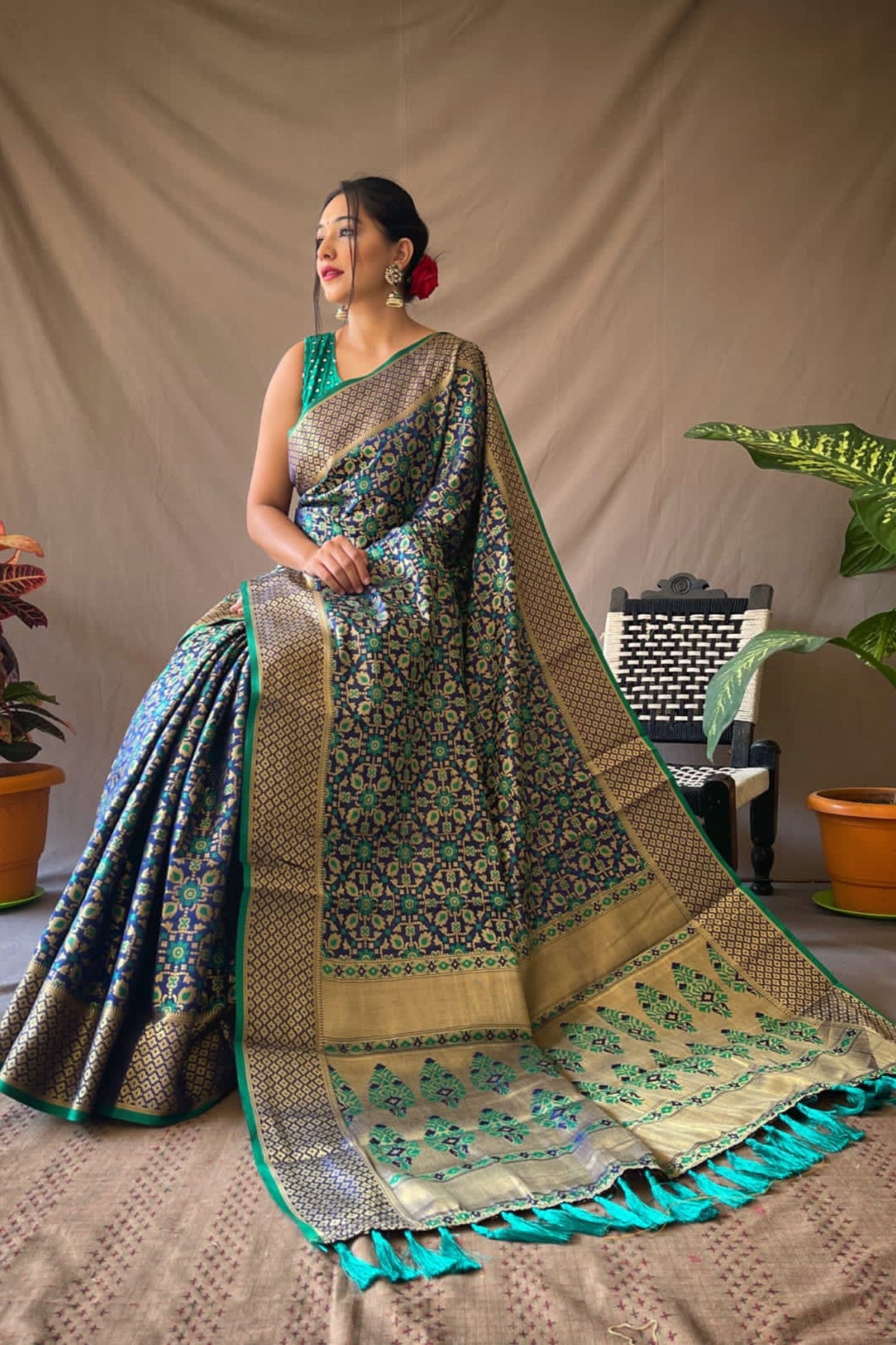 Buy MySilkLove Dark Teal Green Zari Woven Banarasi Saree Online