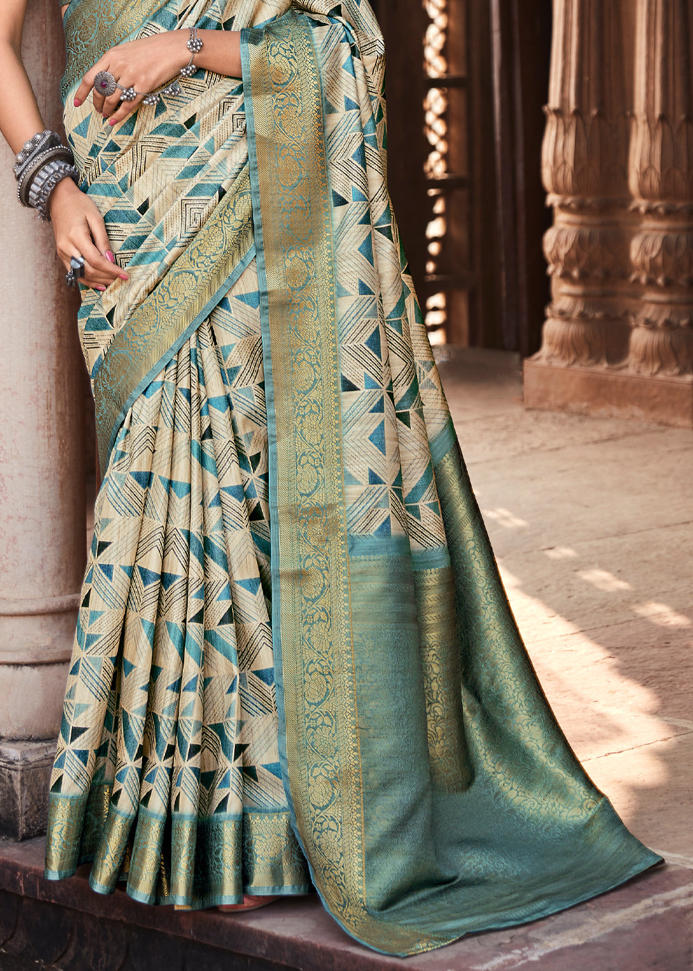 Buy MySilkLove Cutty Sark Blue Handloom Banarasi Silk Saree Online