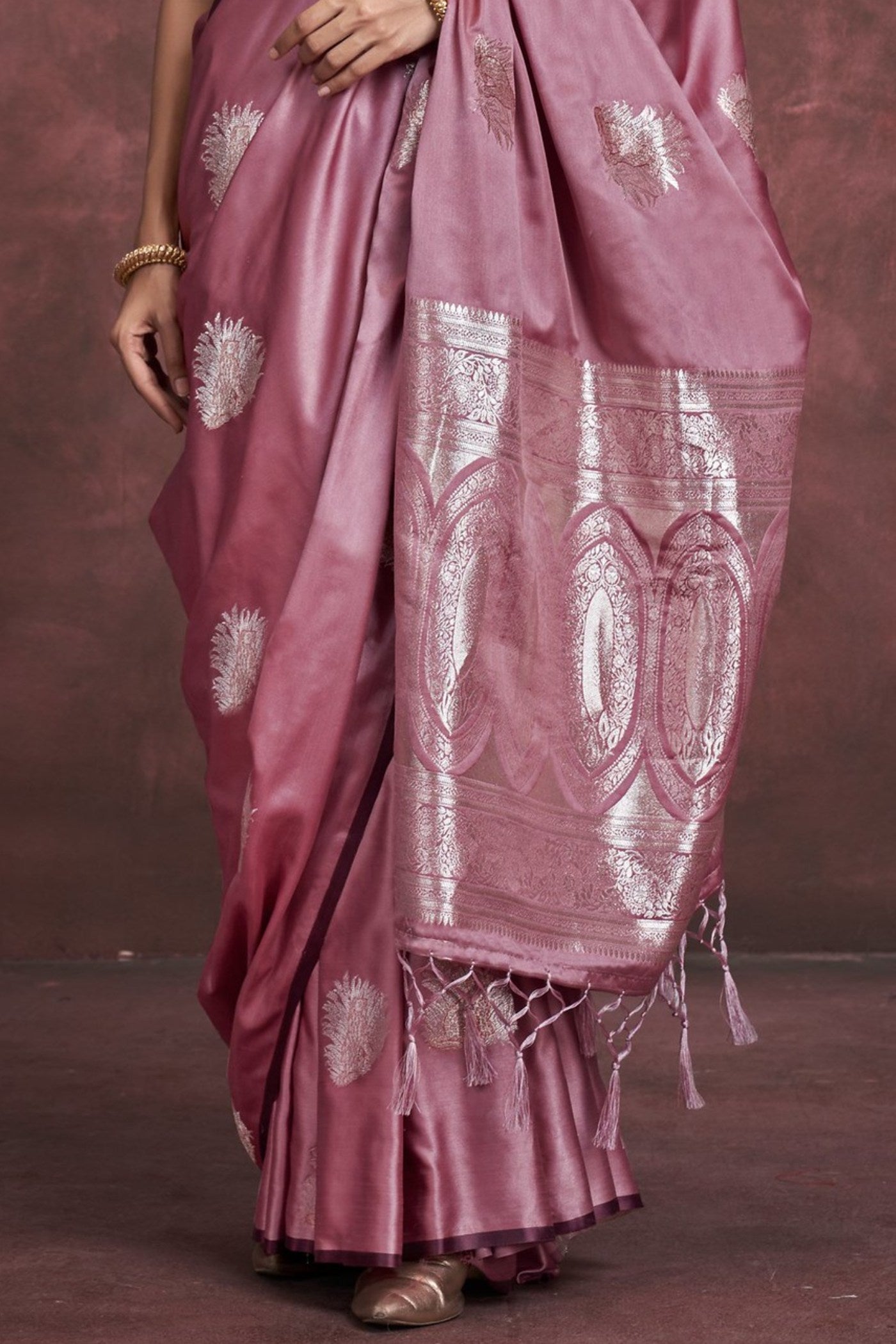 Buy MySilkLove Pearl Pink Handloom Satin Banarasi Saree Online