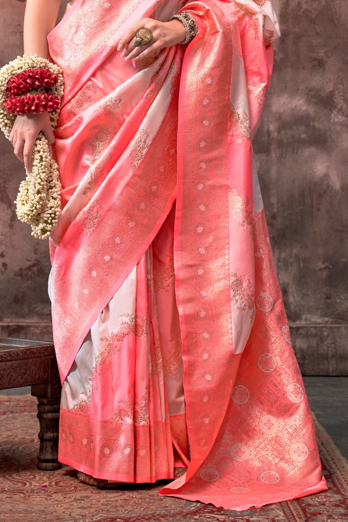 Buy MySilkLove Mona Lisa Peach Rangkaat Handloom Banarasi Saree Online