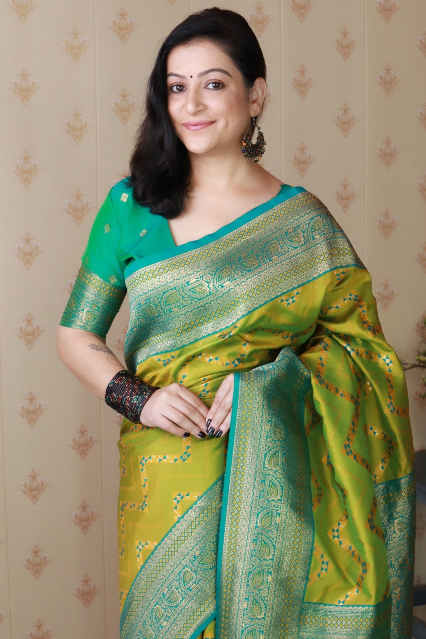 Buy MySilkLove Pear Green Banarasi Handloom Saree Online