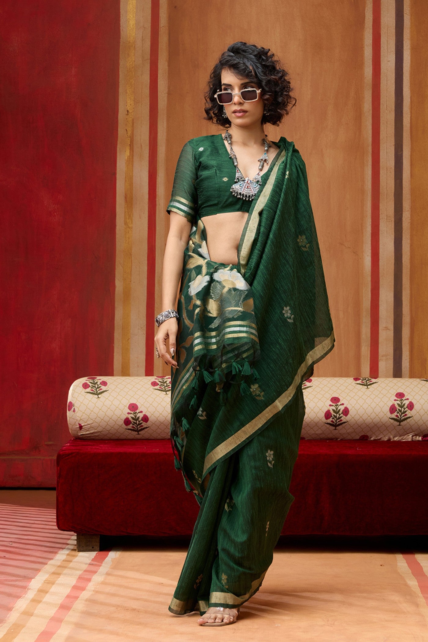 Buy MySilkLove Dark Green Handloom Munga Cotton Saree Online