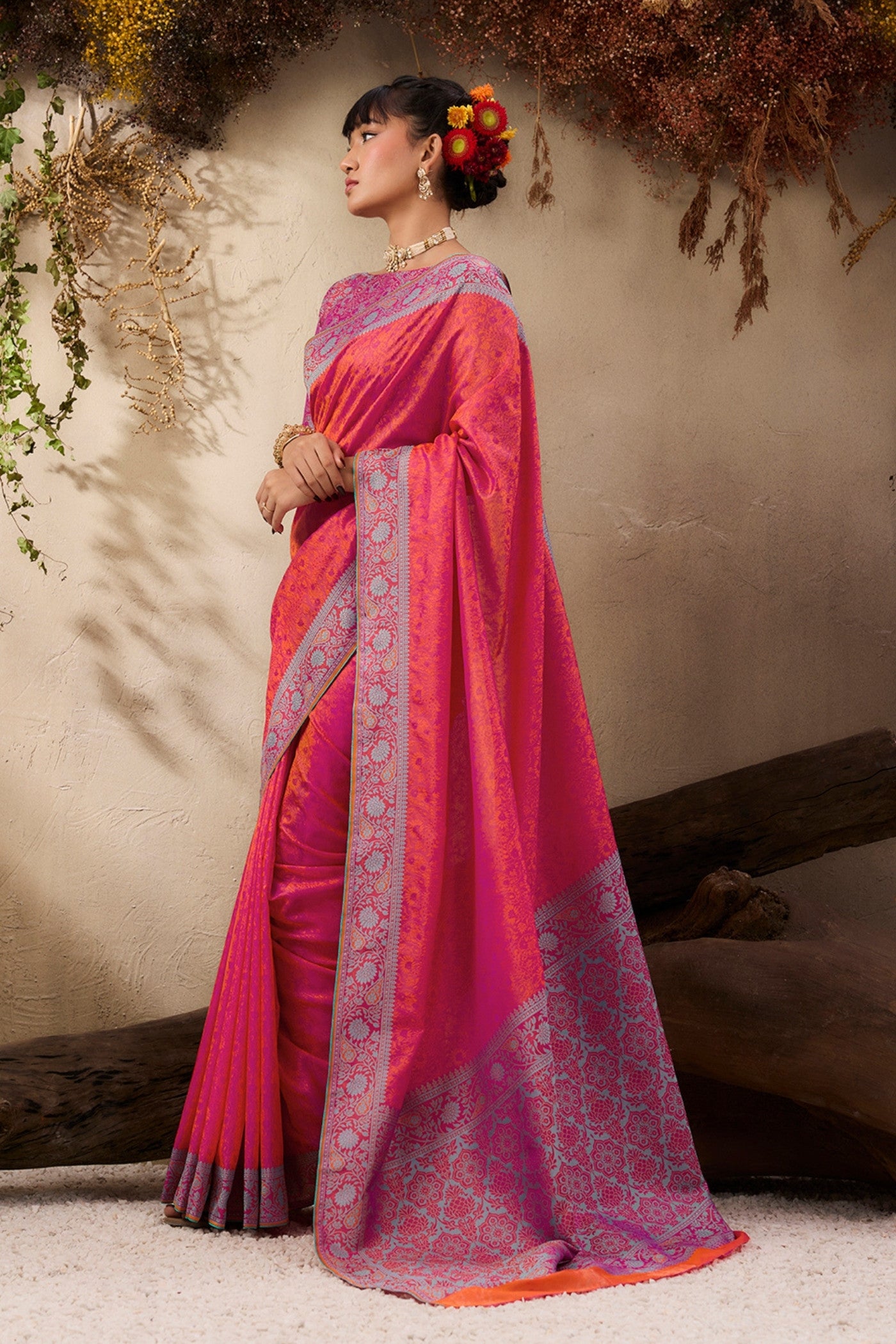 Buy MySilkLove Hot Pink Woven Tanchoi Kanjivaram Saree Online