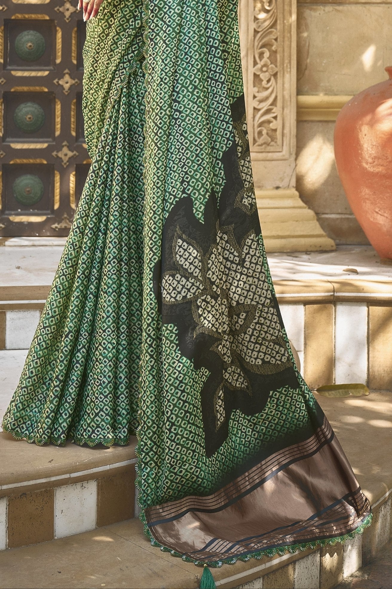 Buy MySilkLove Finlandia Green Banarasi Designer Saree Online