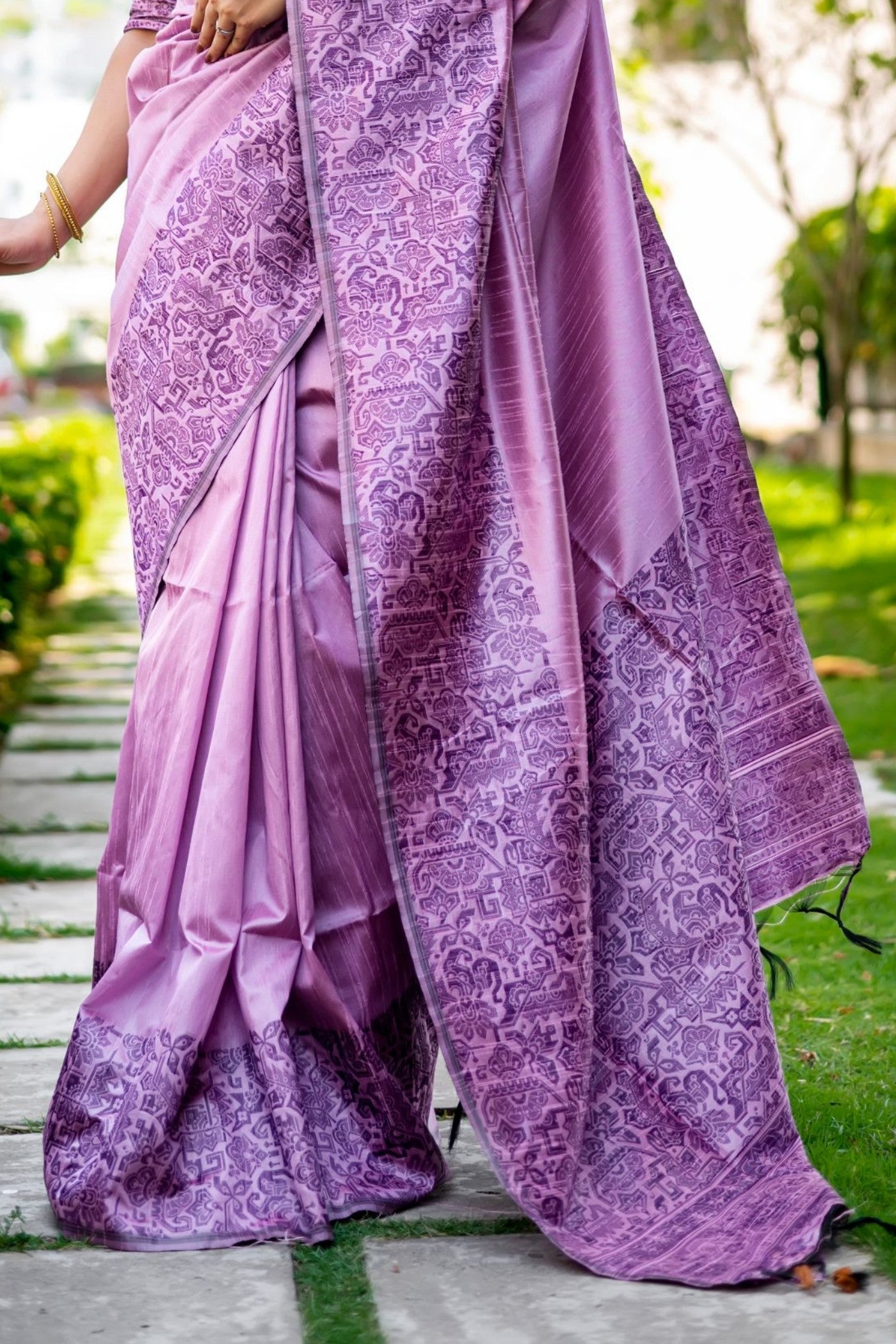 Buy MySilkLove Thistle Purple Banarasi Handloom Raw Silk Saree Online
