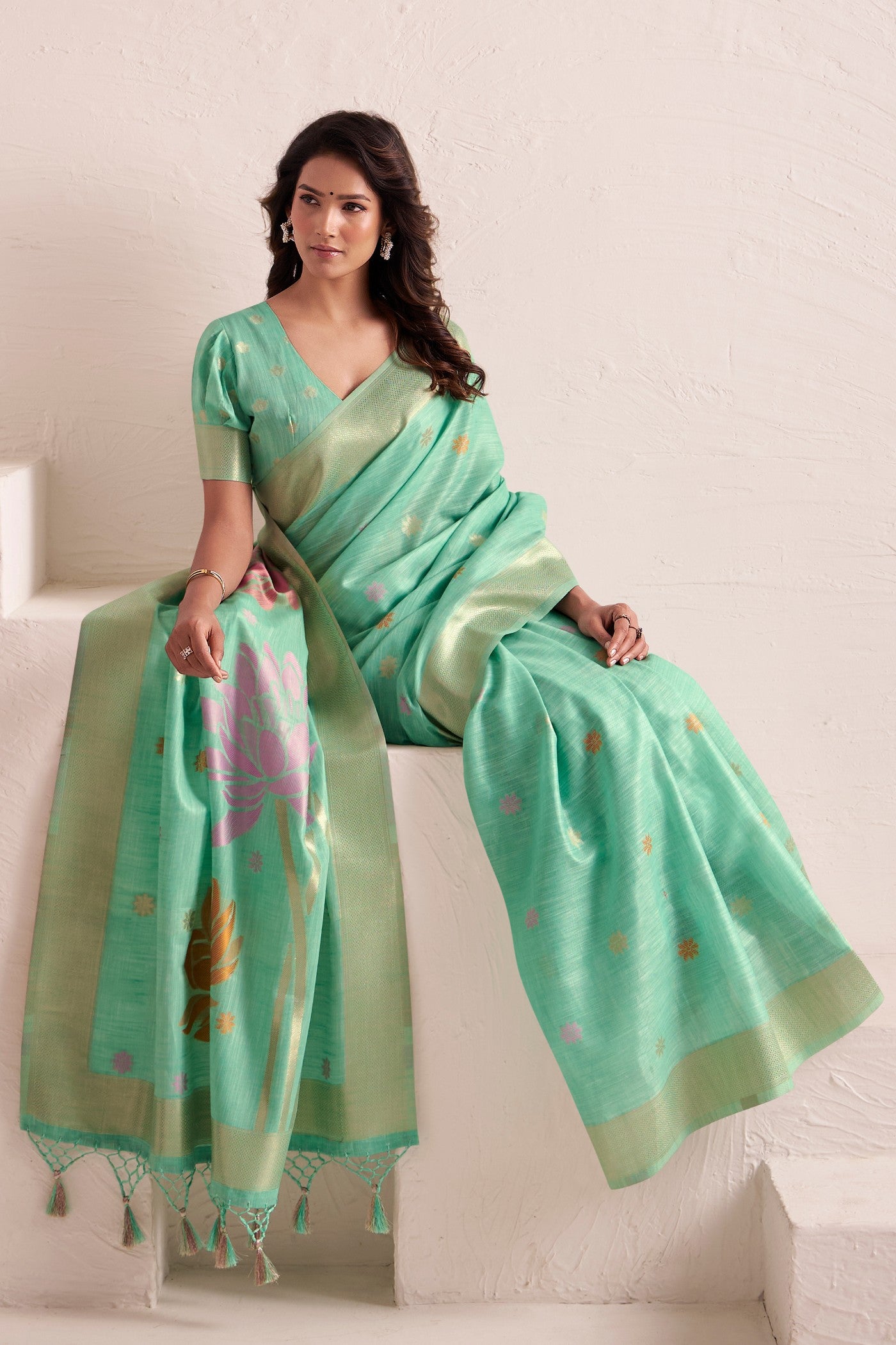 Buy MySilkLove Sea Green Woven Linen Saree Online