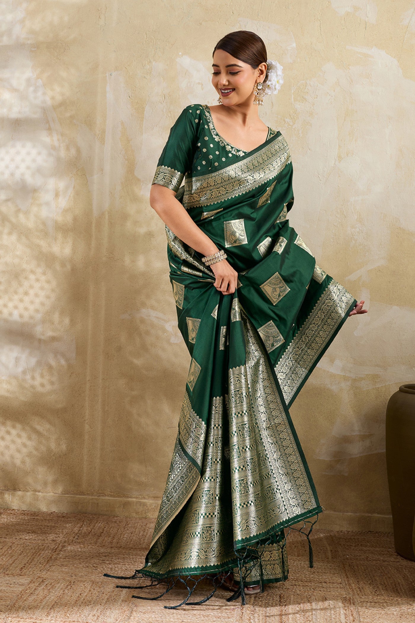 Buy MySilkLove Laurel Green Woven Banarasi Soft Silk Saree Online