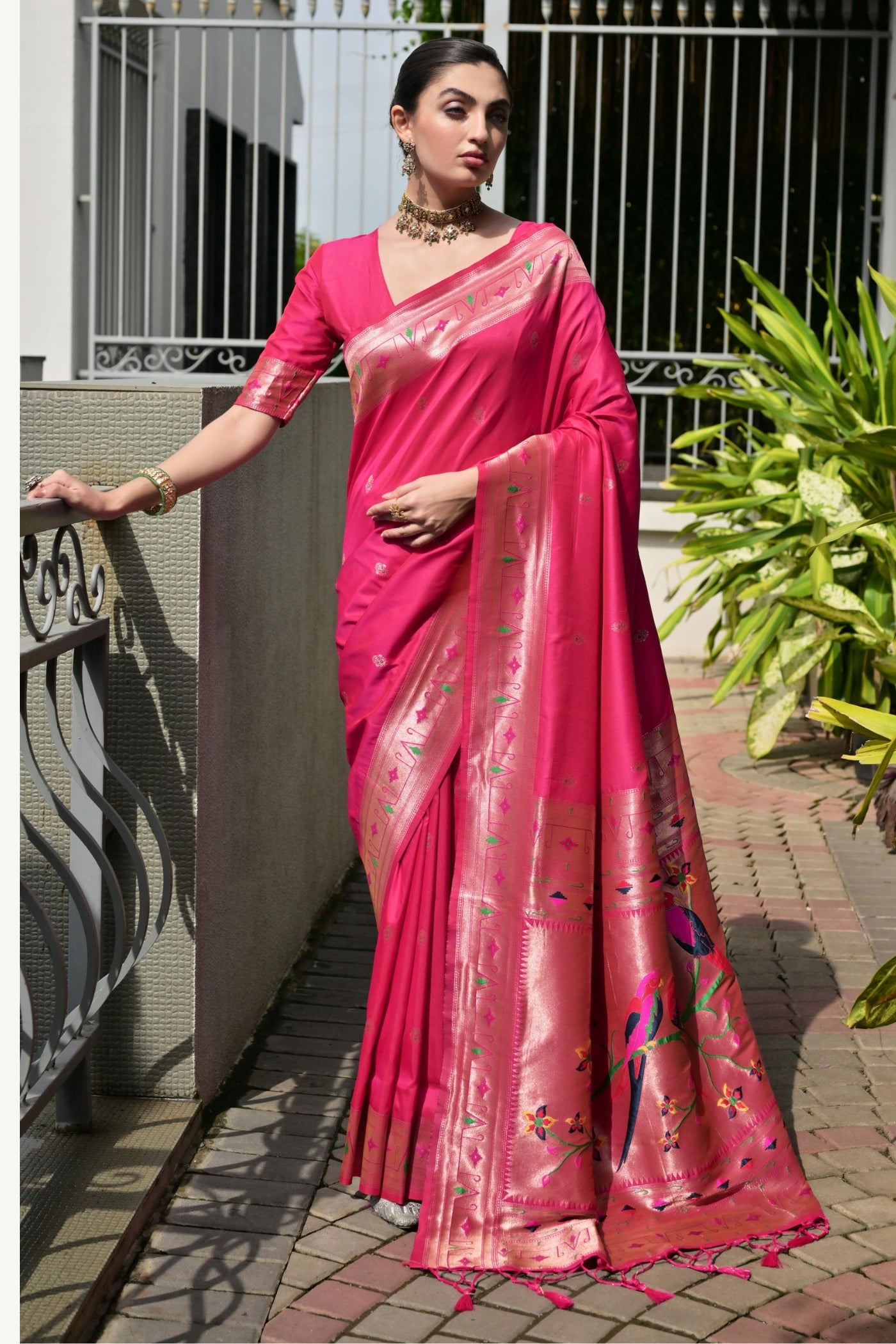 Buy MySilkLove Camellia Dark Pink Woven Paithani Saree Online