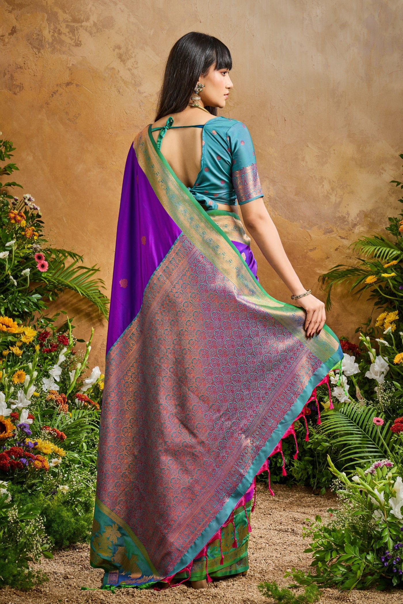 Buy MySilkLove Fuchsia Purple Banarasi Handloom Pichwai Saree Online