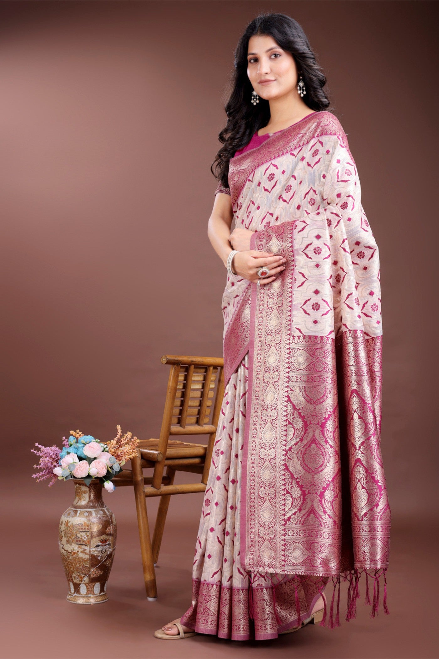 Buy MySilkLove Lotus Pink and White Linen Cotton Saree Online