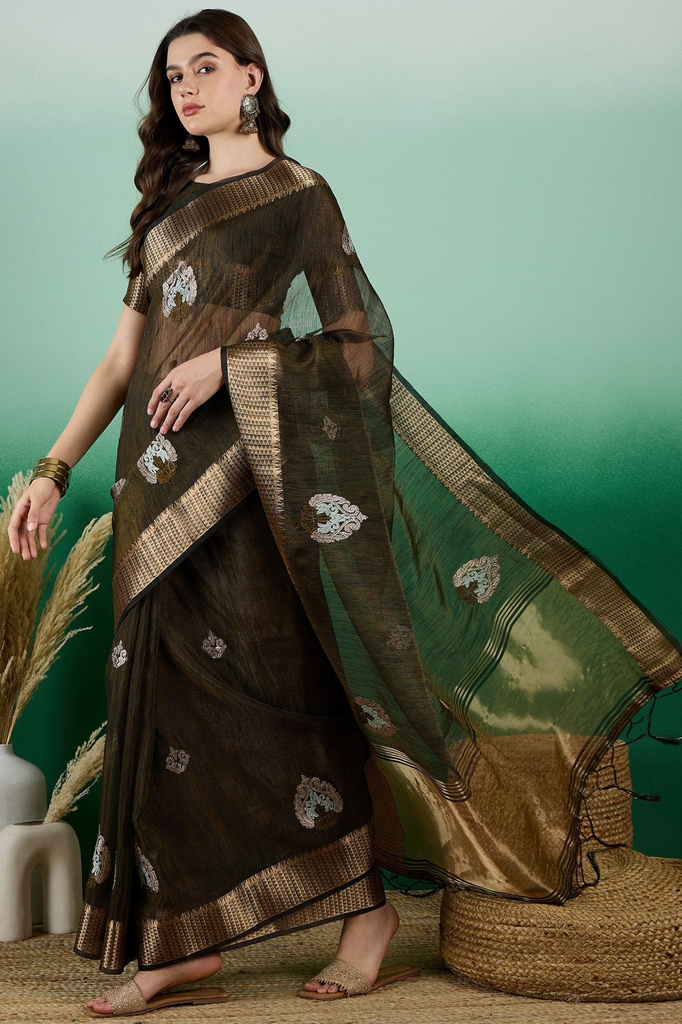 Buy MySilkLove Mehndi Green Khadi Organza Saree Online