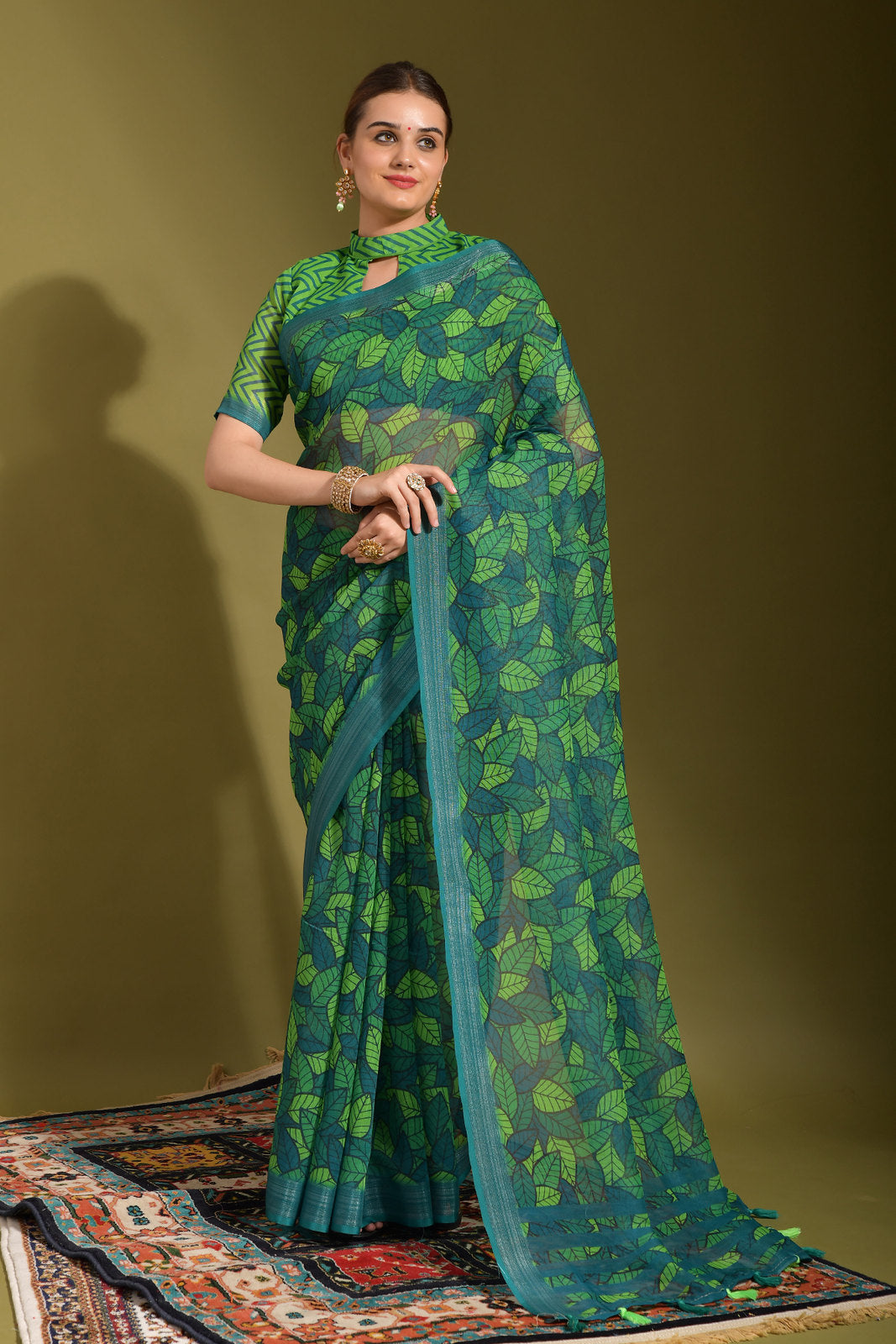 Buy MySilkLove Dark Leaf Green Digital Printed Linen Saree Online