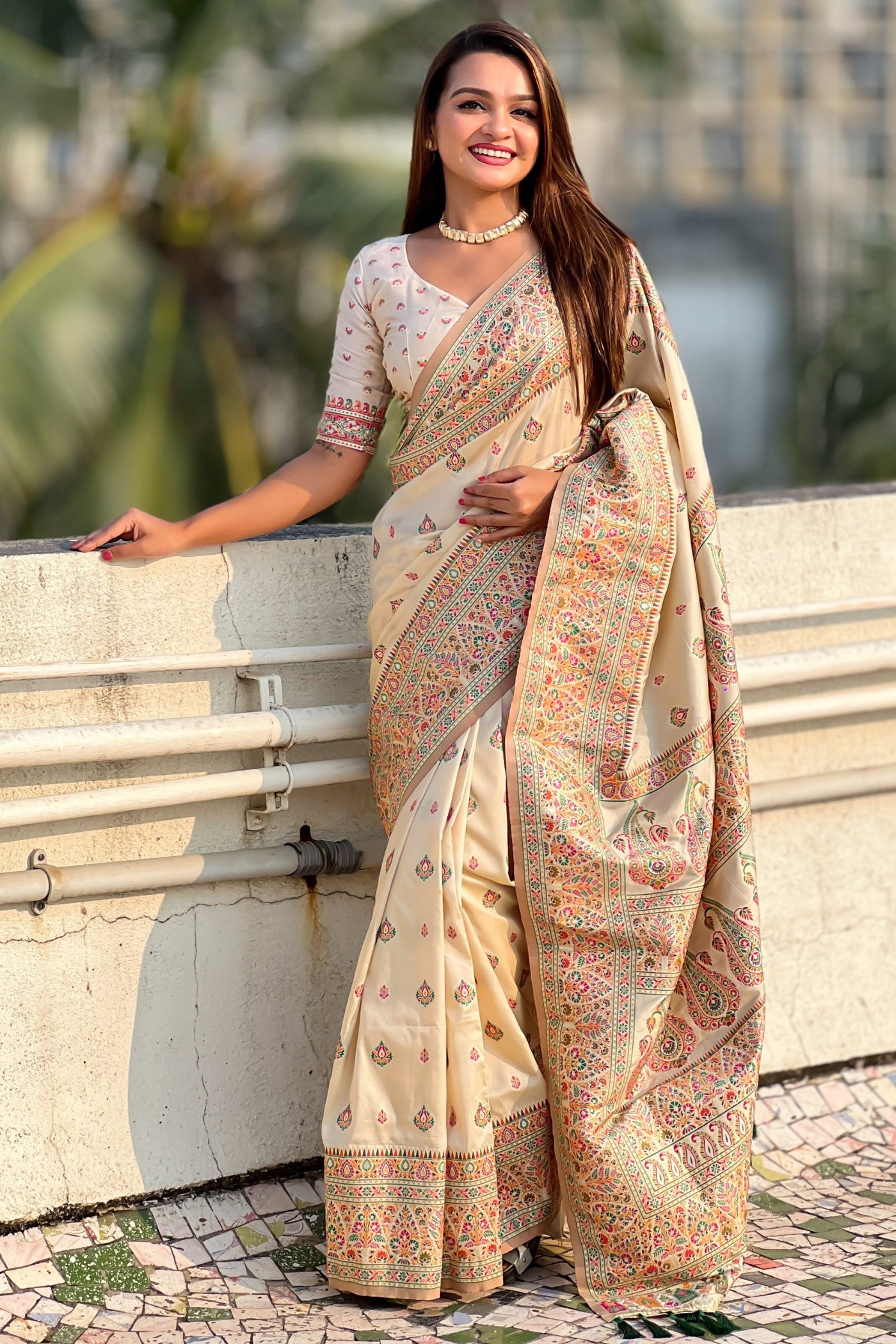 Buy MySilkLove Almond Cream Kashmiri Jamewar Saree Online