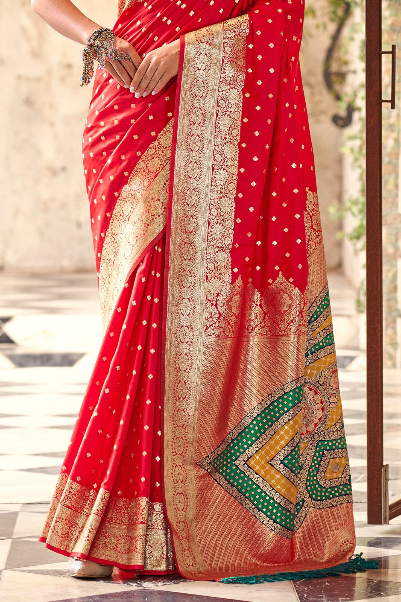 Buy MySilkLove Roman Red Woven Banarasi Soft Silk Saree Online